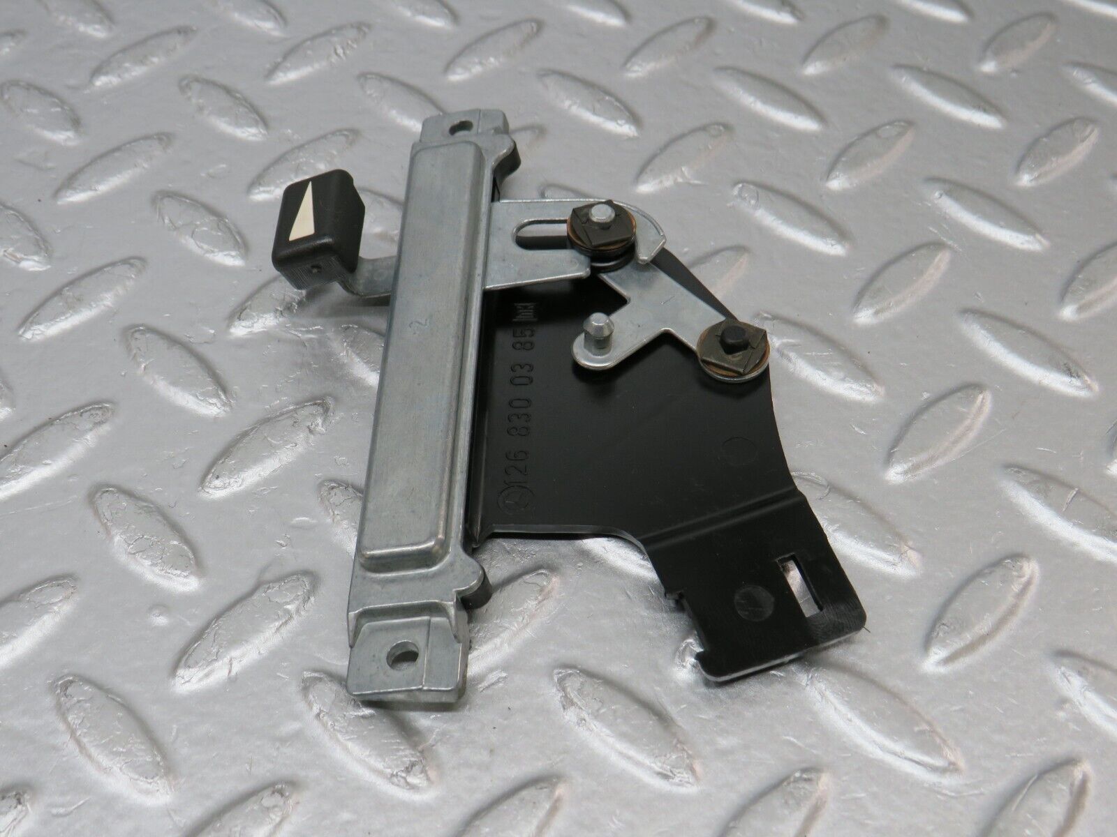 34334 Mercedes-Benz C126 380SEC Coupe Rear Heater Regulator 1268300385