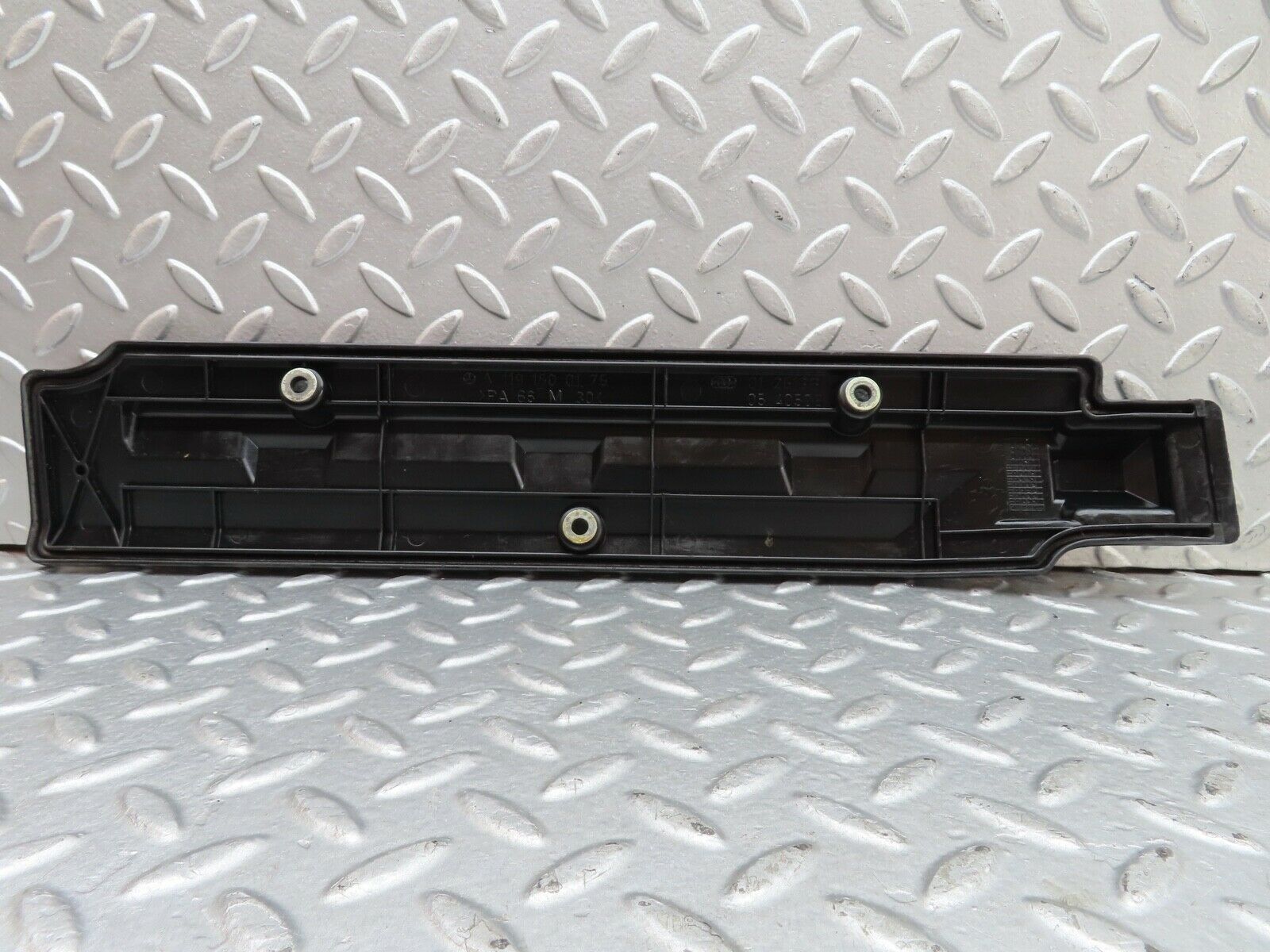 19373 Mercedes-Benz C140 CL420 Coupe Ignition Coil Cover Right Side 1191500175