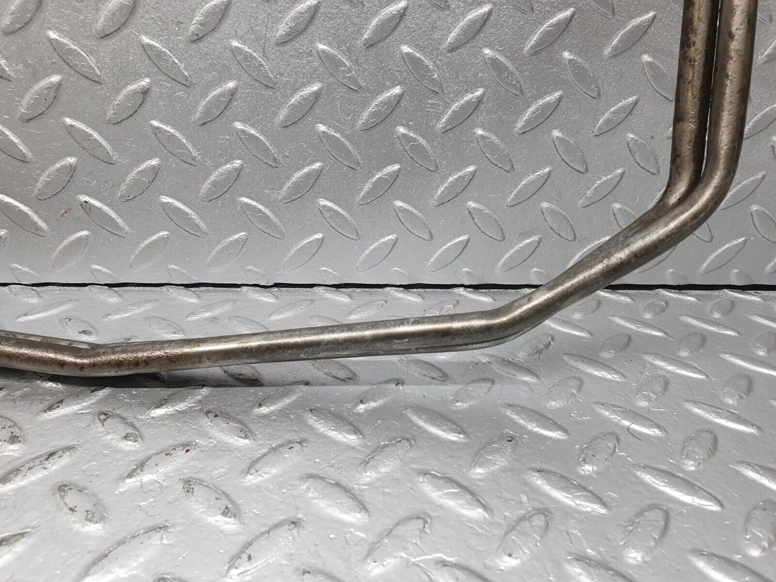 41194 Mercedes-Benz W126 300SE Oil Cooling Pipe Line