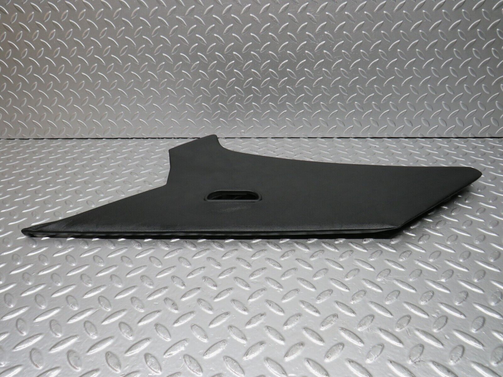 31567 Mercedes-Benz W201 190LE 1.8L C Pillar Cover Trim Right Black 2016950244