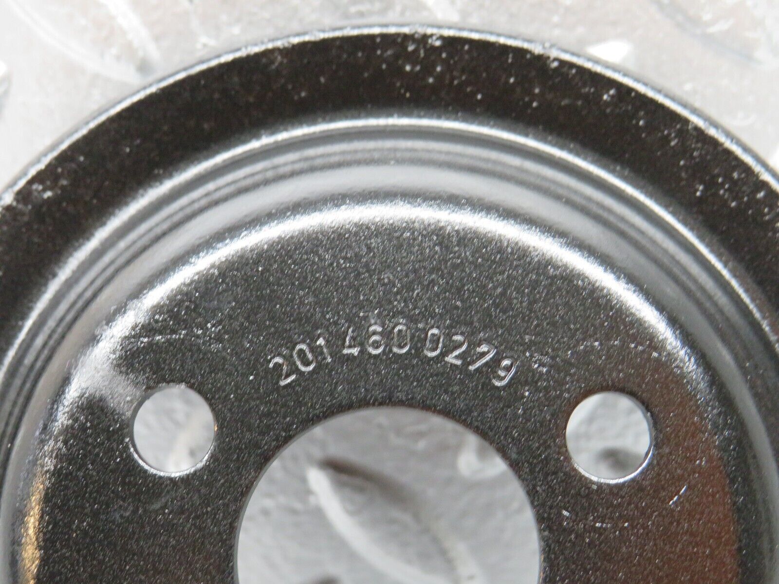 30860 Mercedes-Benz W201 190E 2.0L Power Steering Pump Pulley 2014600479