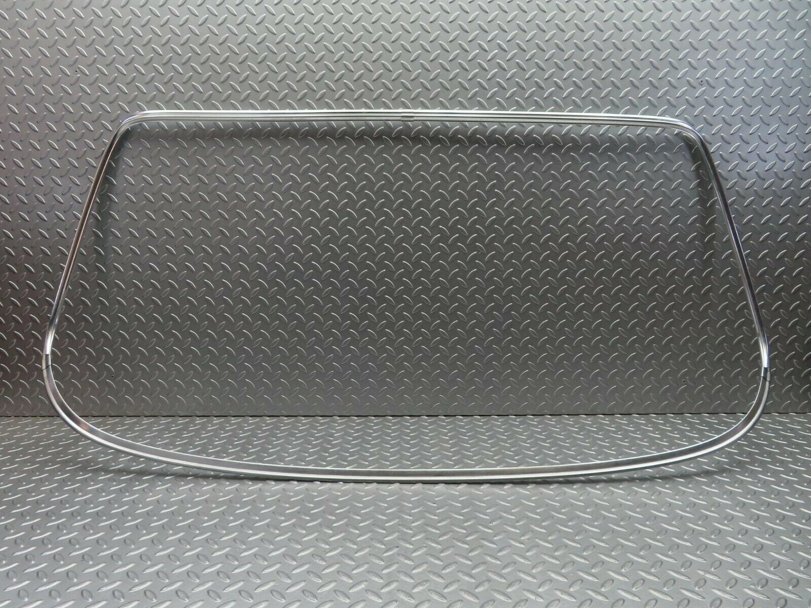 10142 Mercedes-Benz C123 230CE Coupe Rear Windscreen Chrome Trim