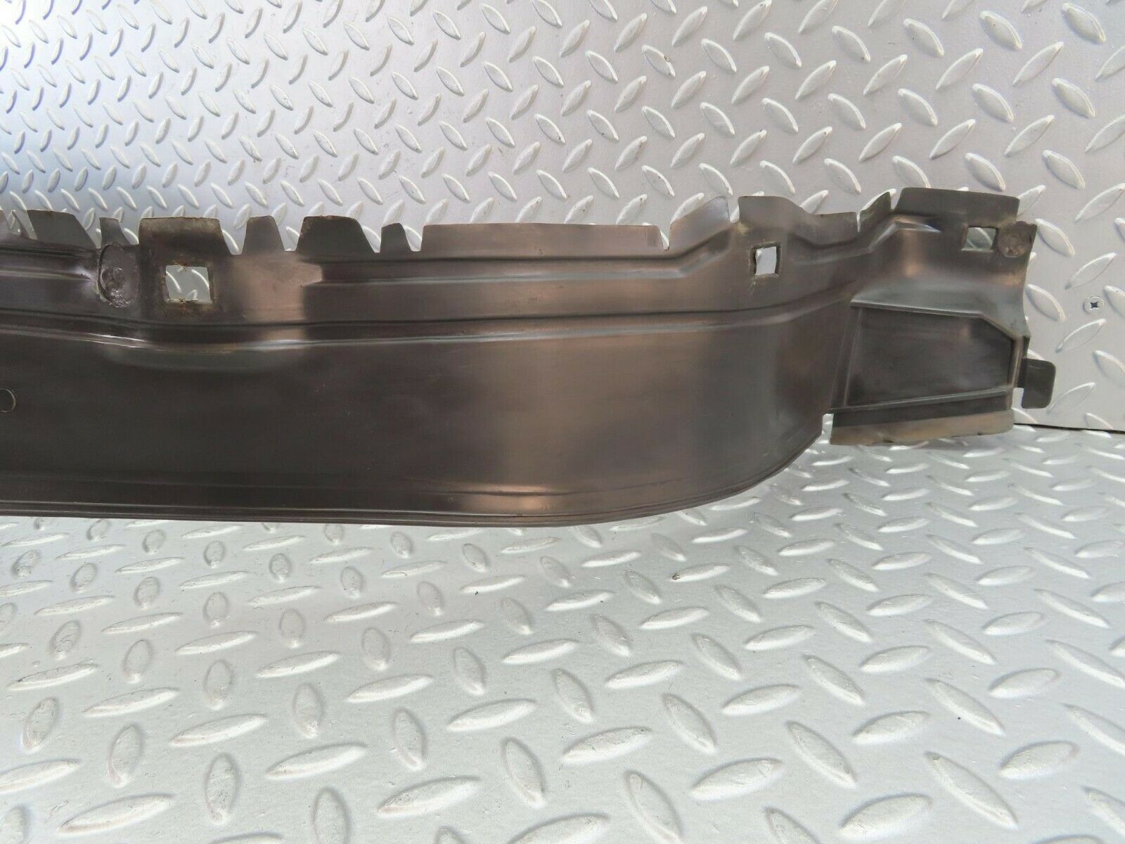 9488 Mercedes-Benz C124 300CE Coupe Inner Mudguard Panelling Front Right