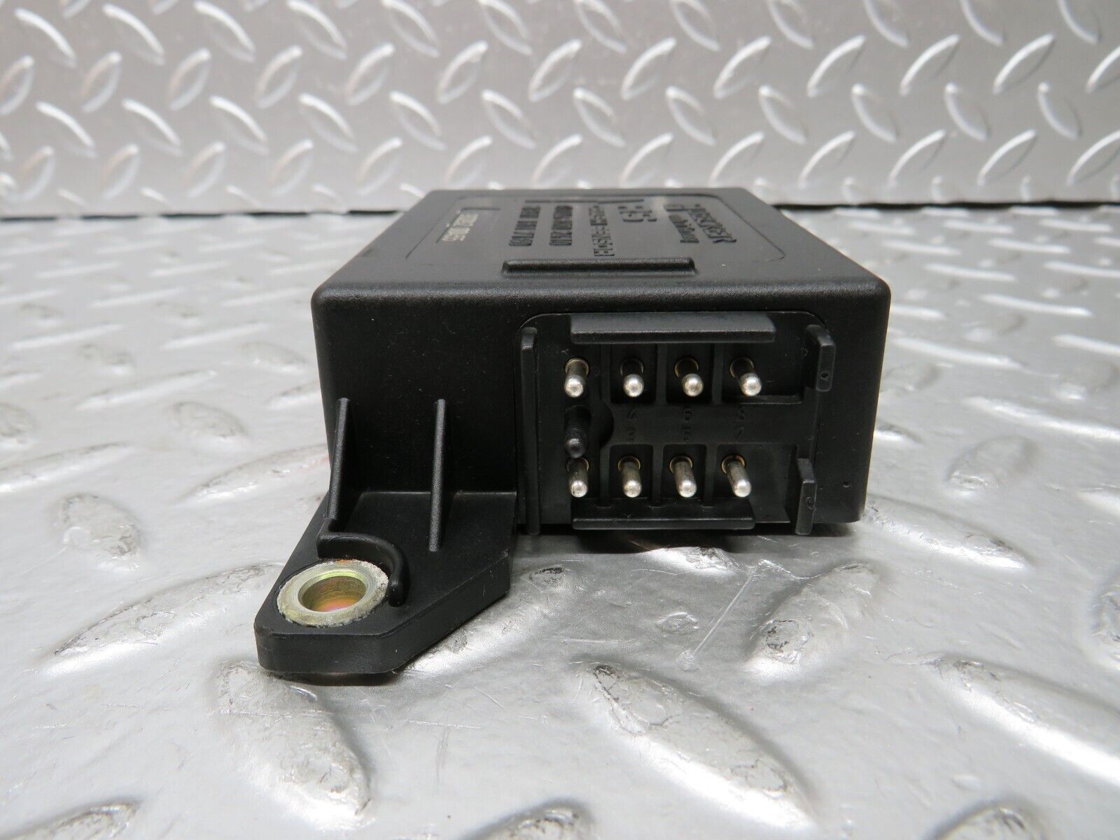 25322 Mercedes-Benz W201 190D Crash Sensor 0048202410