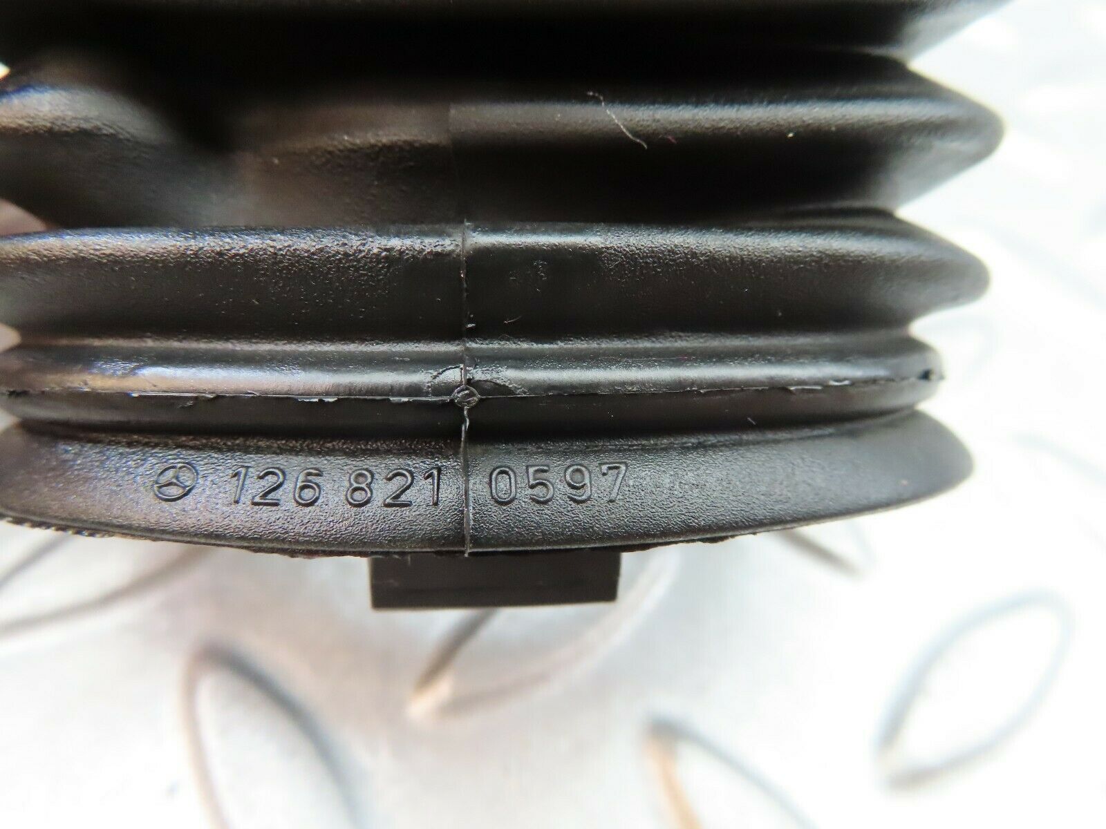 6046 Mercedes-Benz W126 380SE Rear Door Wire Protector Rubber 1268210597