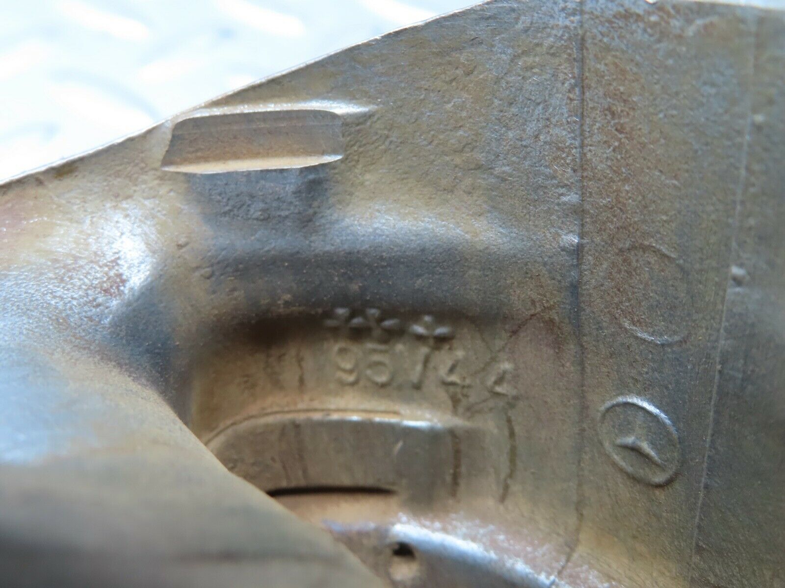 21367 Mercedes-Benz W123 230E Piston With Connecting Rod 95.495 mm