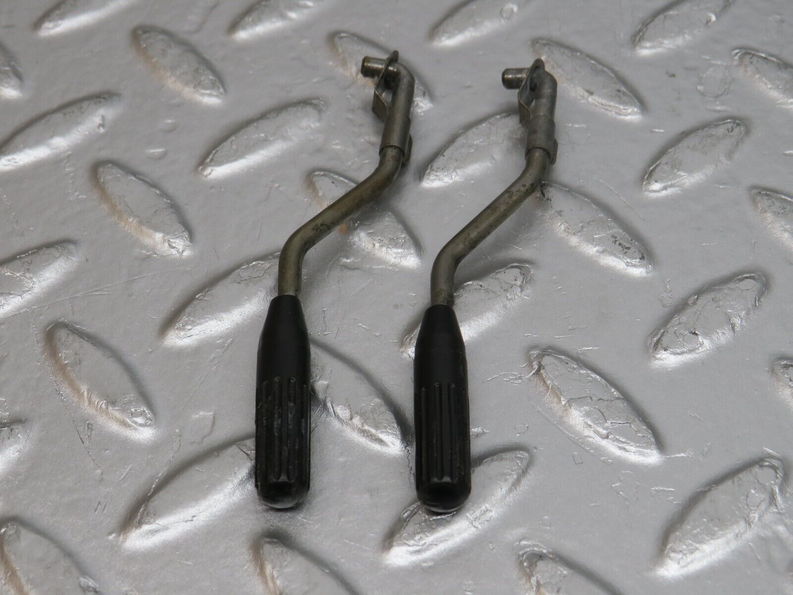 32294 Mercedes-Benz W123 230E Front Door Lock Knob Pair