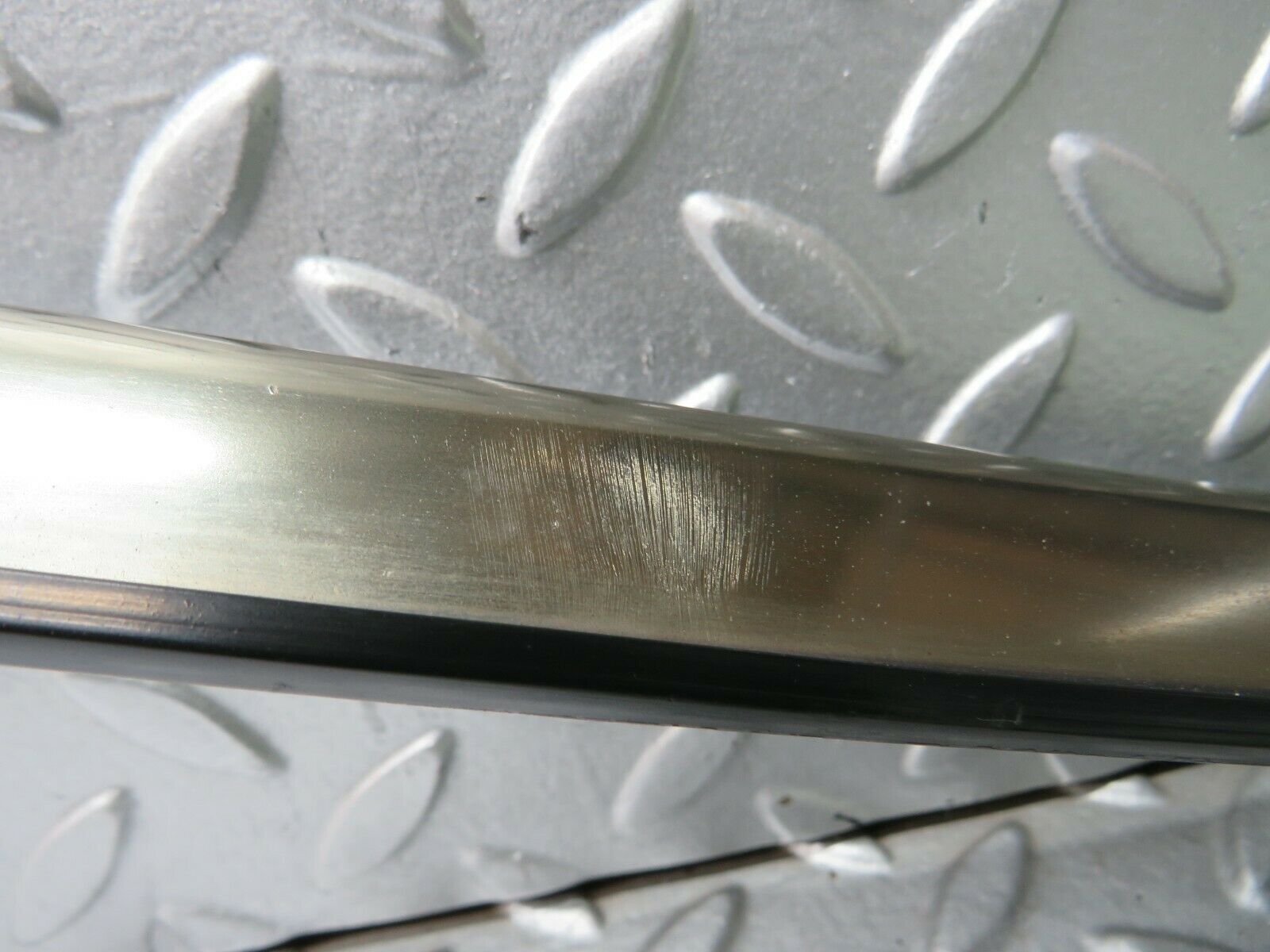 22632 Mercedes-Benz C124 E220 Coupe Roof Chrome Trim Right Side