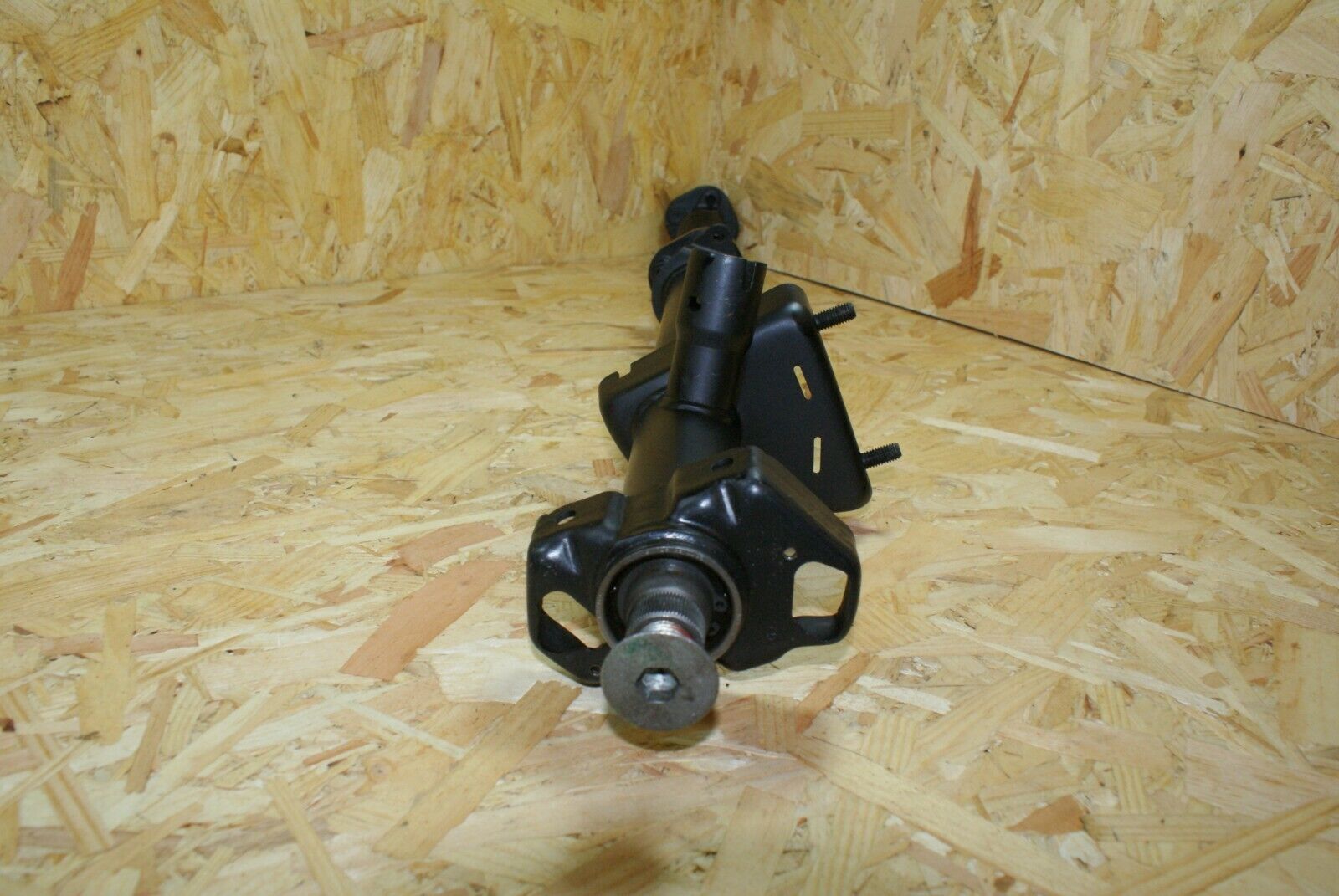 2199 Mercedes-Benz W123 280E Steering Column