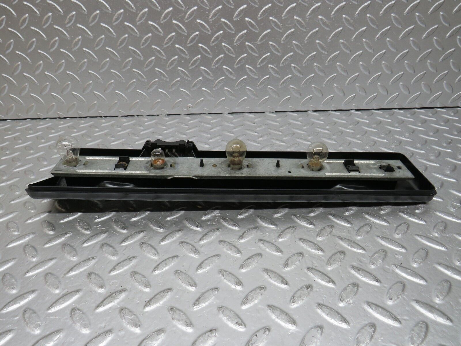 31052 Mercedes-Benz W123 200D Tail Light Bulb Holder Right Side 22064R