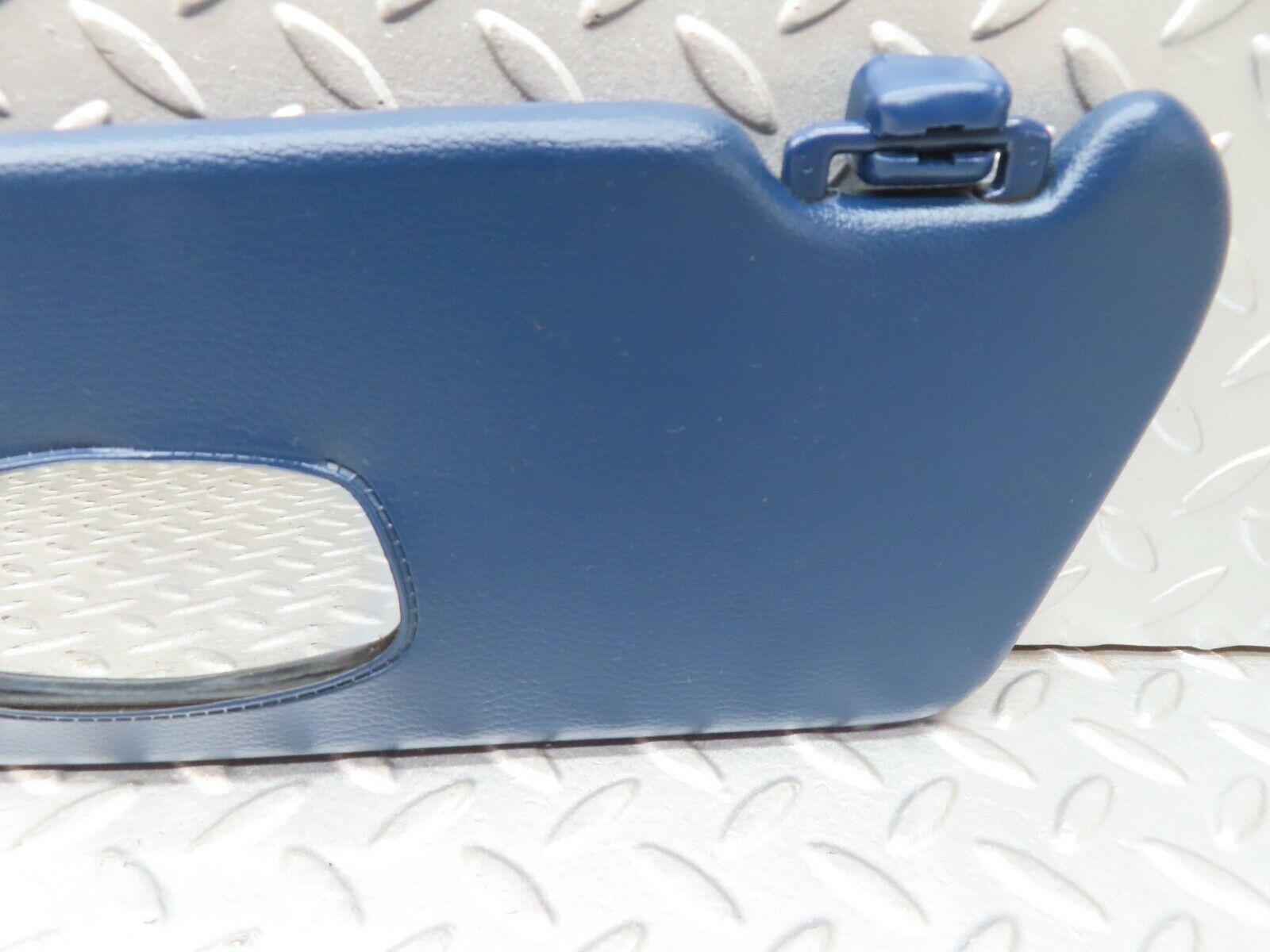 17531 Mercedes-Benz W116 450SEL Sun Visor Left Side Blue