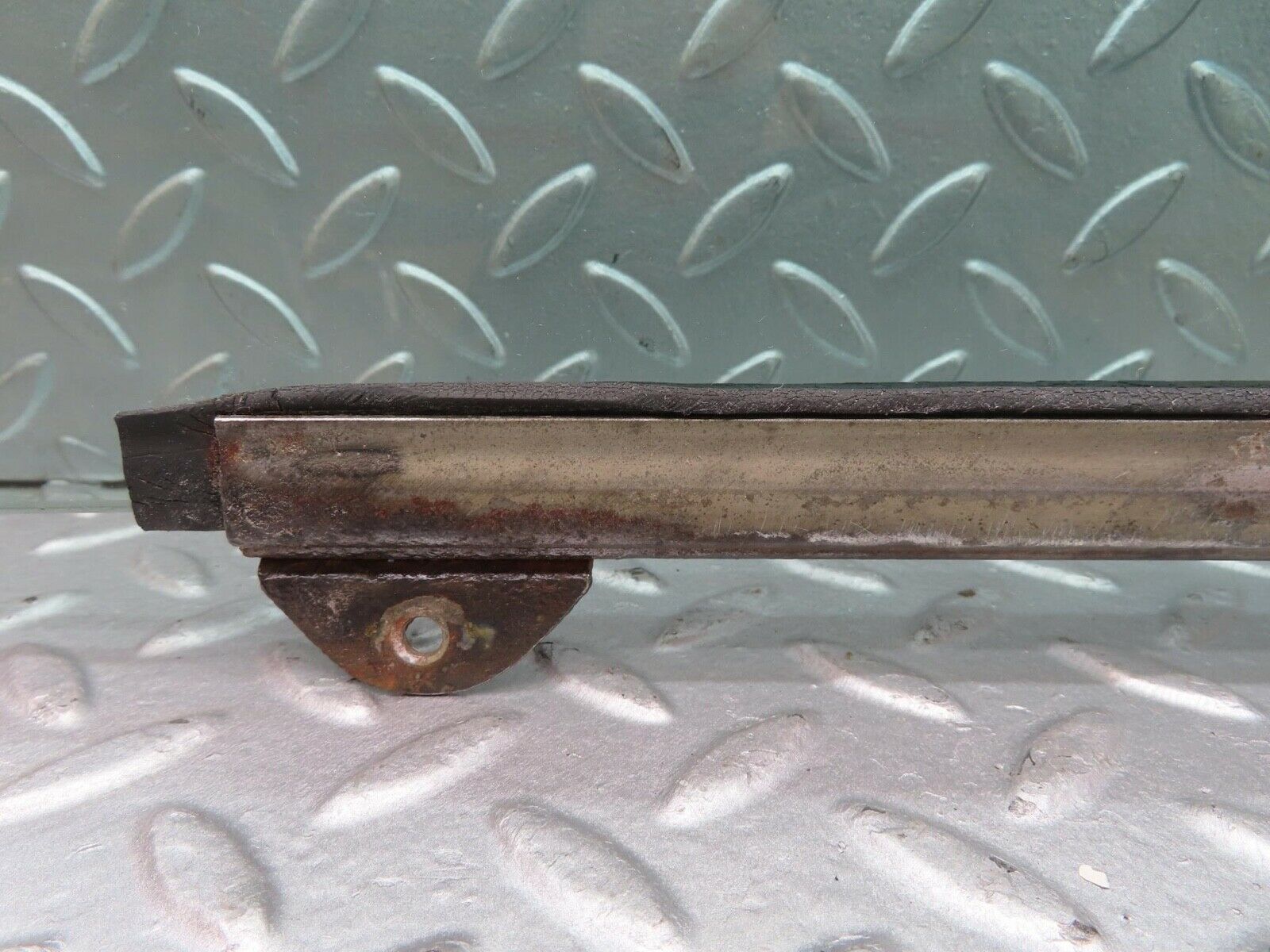 13078 Mercedes-Benz W111 220S Rear Left Door Window Glass