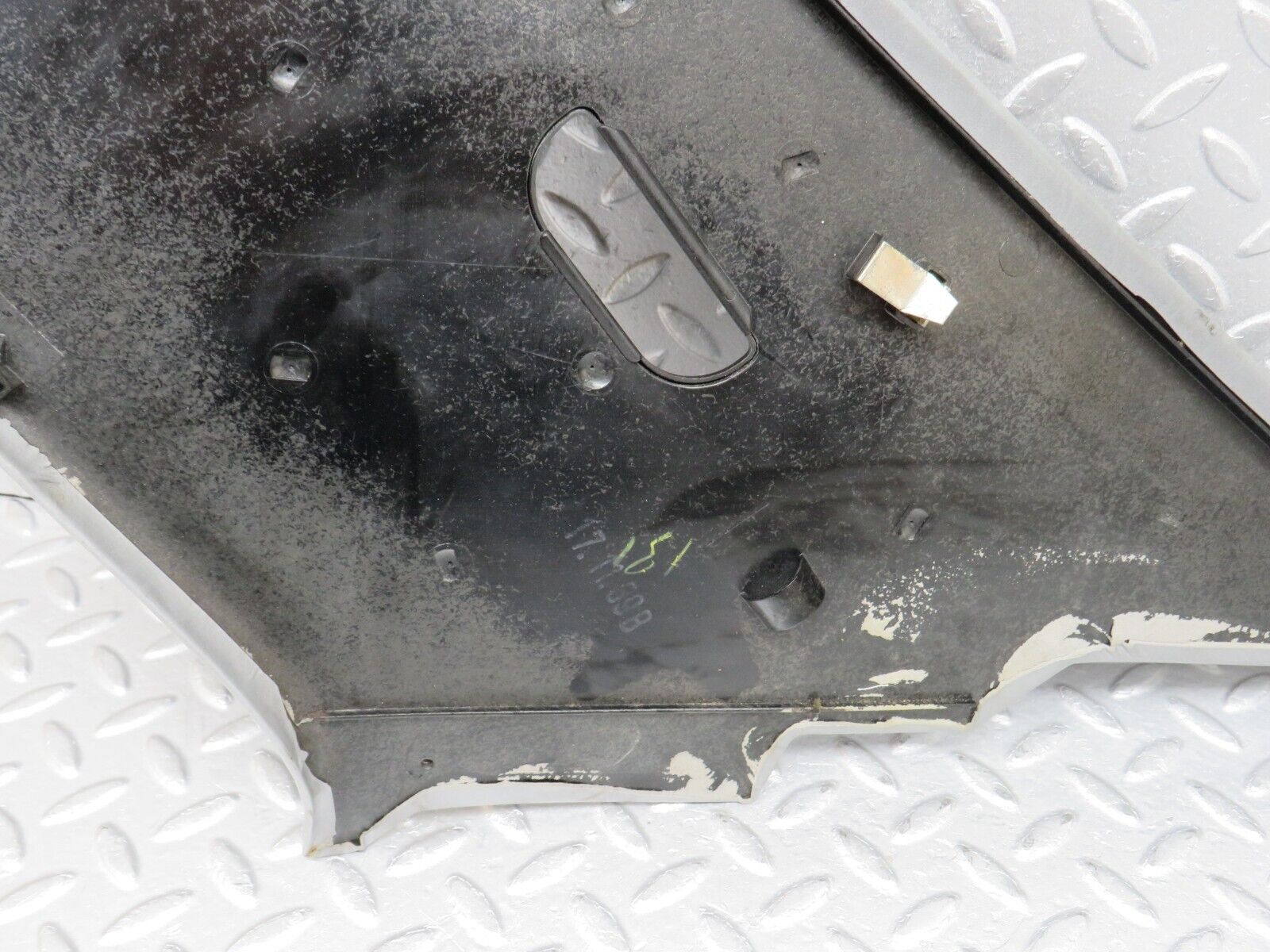 35961 Mercedes-Benz W126 420SE C Pillar Cover Panel Left Side Grey 1266950344