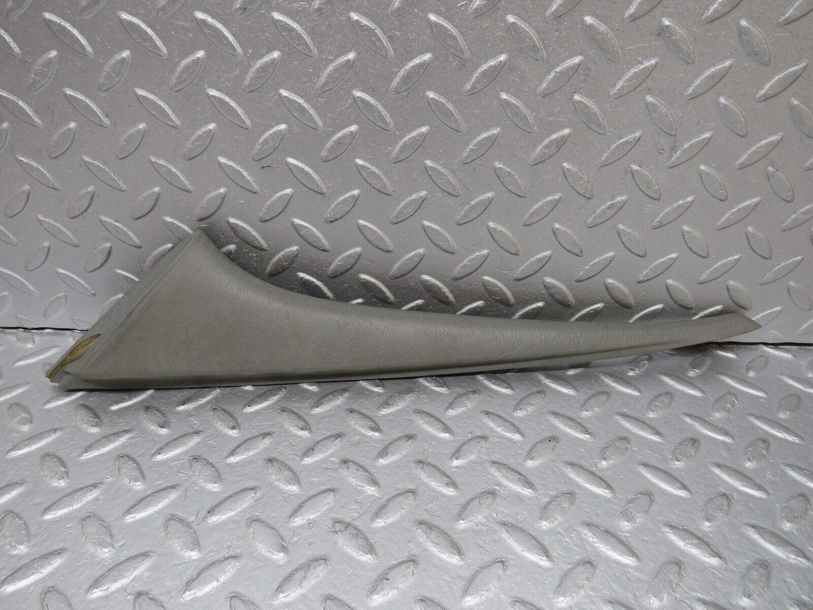 35973 Mercedes-Benz W126 420SE Rear Right Door Panel Cover Grey