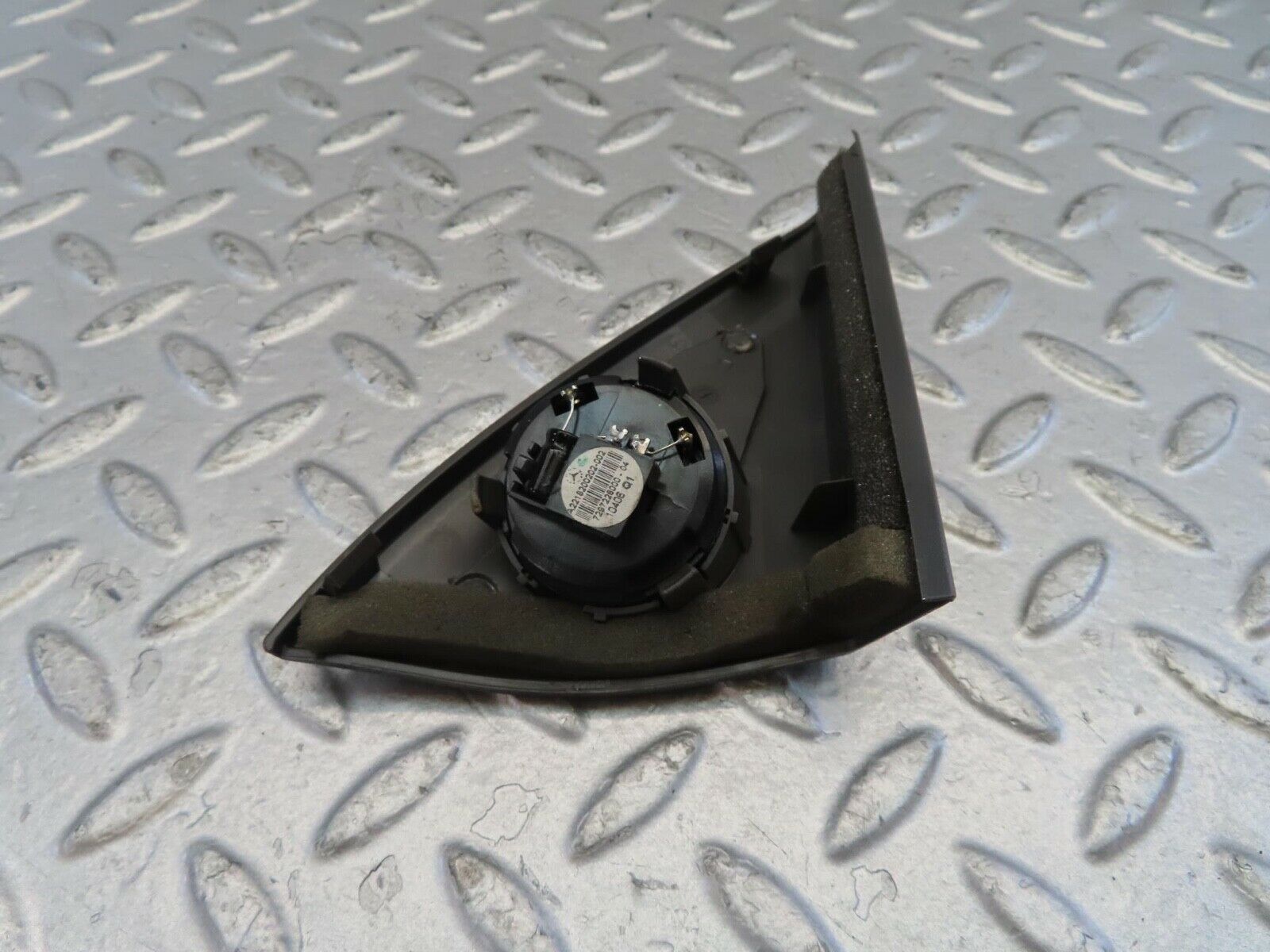 11077 Mercedes-Benz W221 S320 Front Left Door Speaker 2217280356