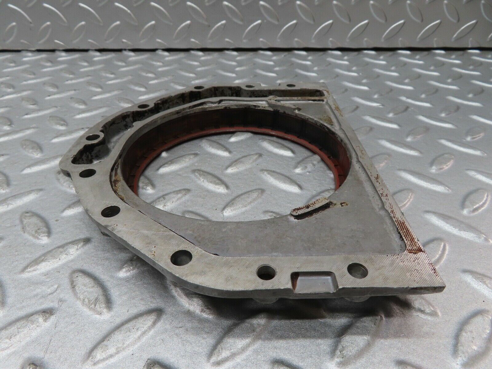 17732 Mercedes-Benz W116 450SEL Crankshaft Rear Sealing Cover 1160110608