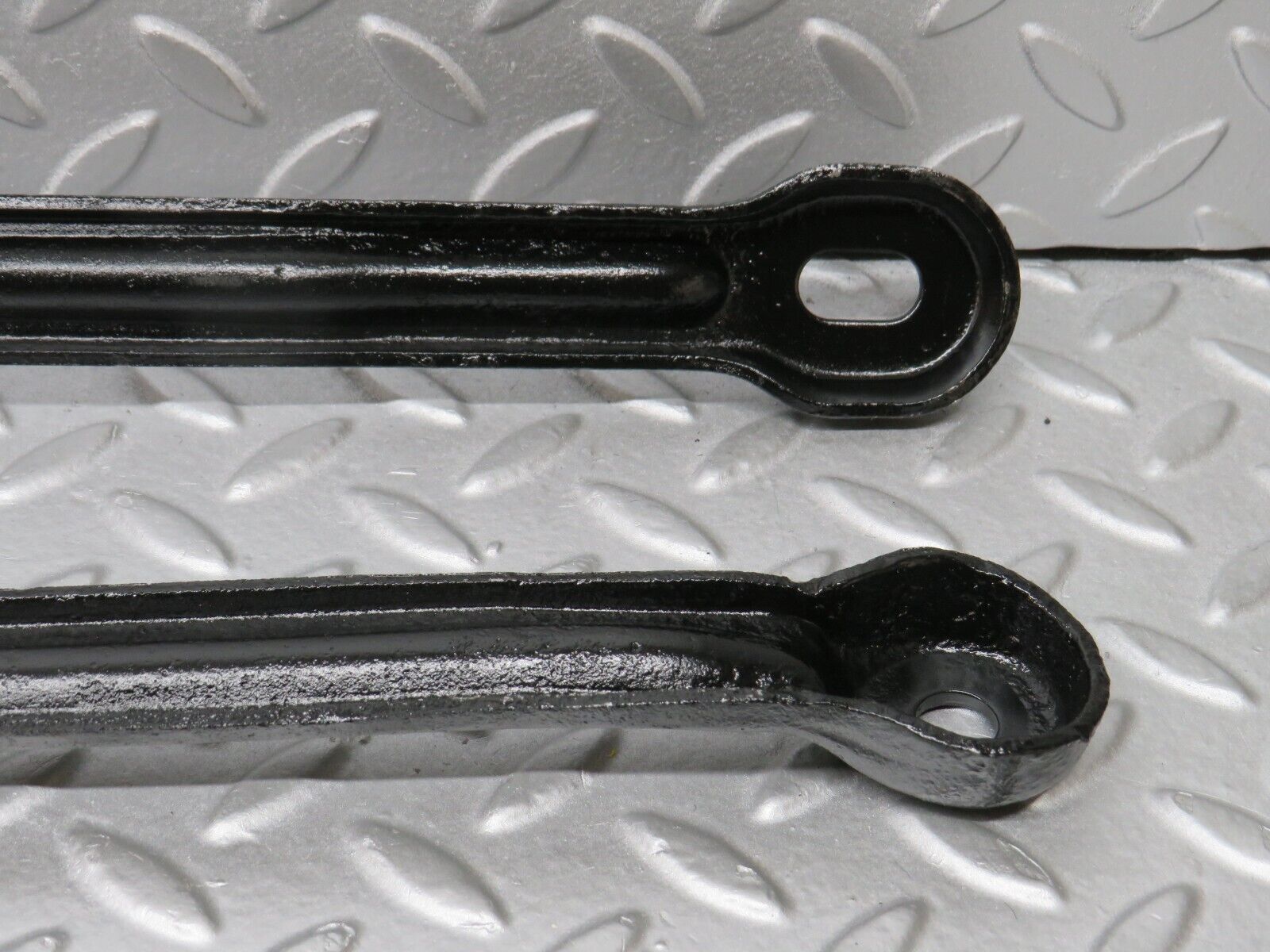 38582 Mercedes-Benz R129 280SL Coupe Front Suspension Anti Roll Bar Support Bar 2x