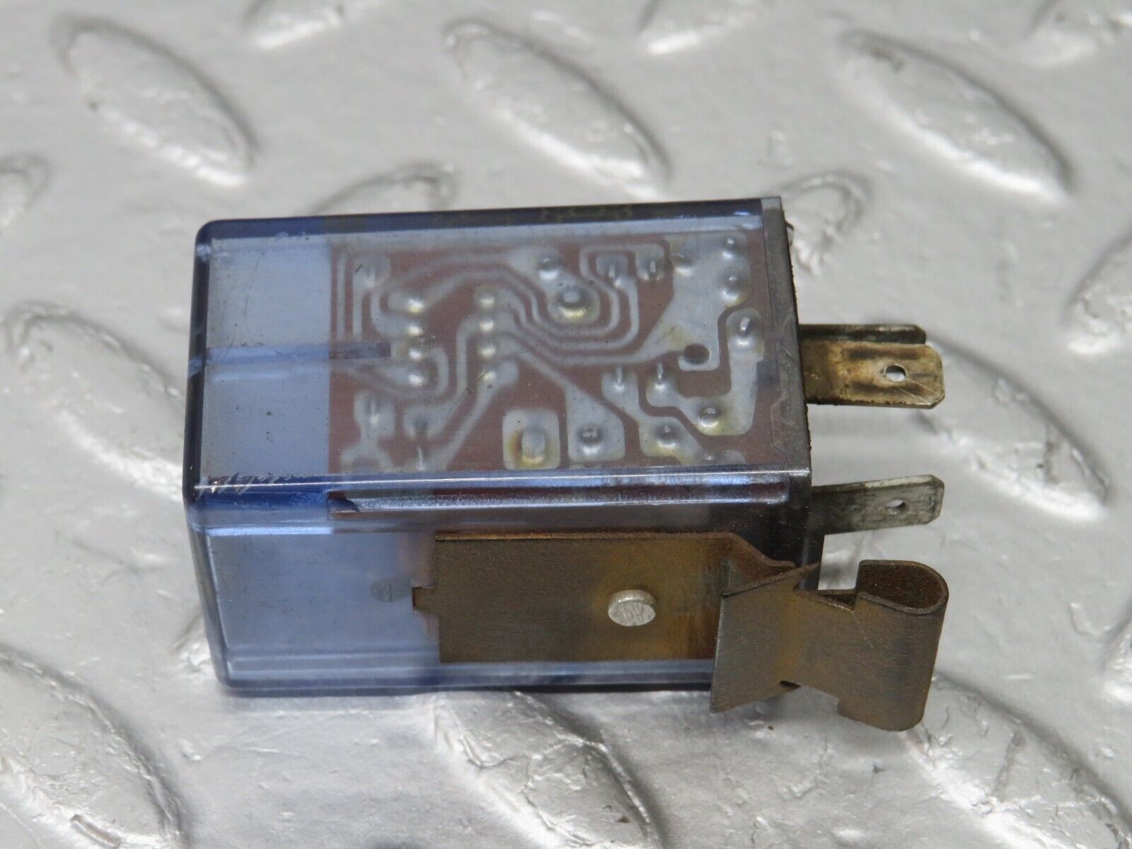 40315 Mercedes-Benz W110 230 Flasher Relay Hella 4DB003750-09