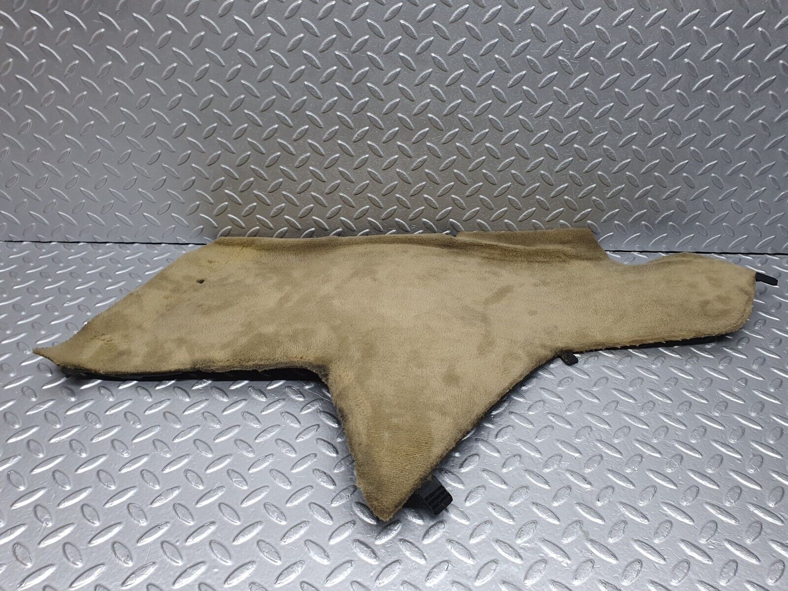 41064 Mercedes-Benz W126 300SE Centre Console Carpet Right Beige 1266831225