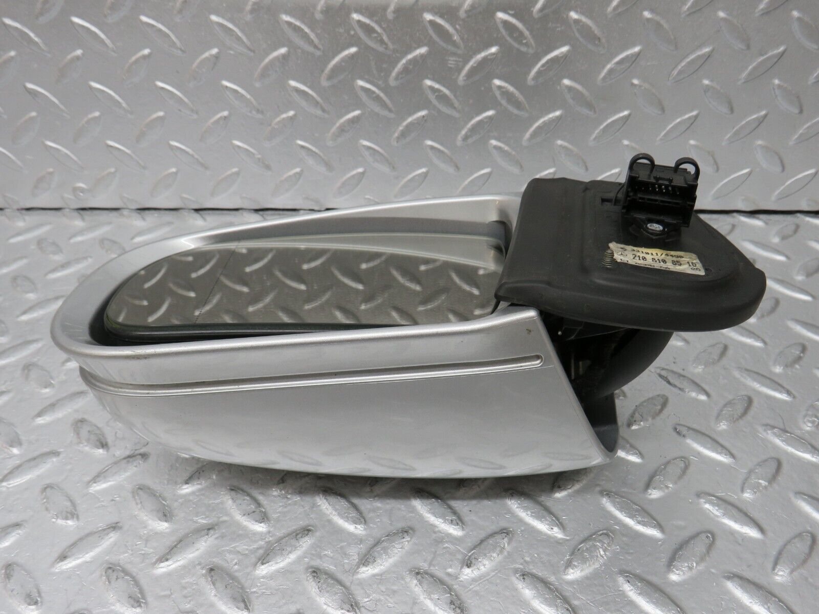 34830 Mercedes-Benz W210 320E Electric Wing Mirror Left Side 2108108516