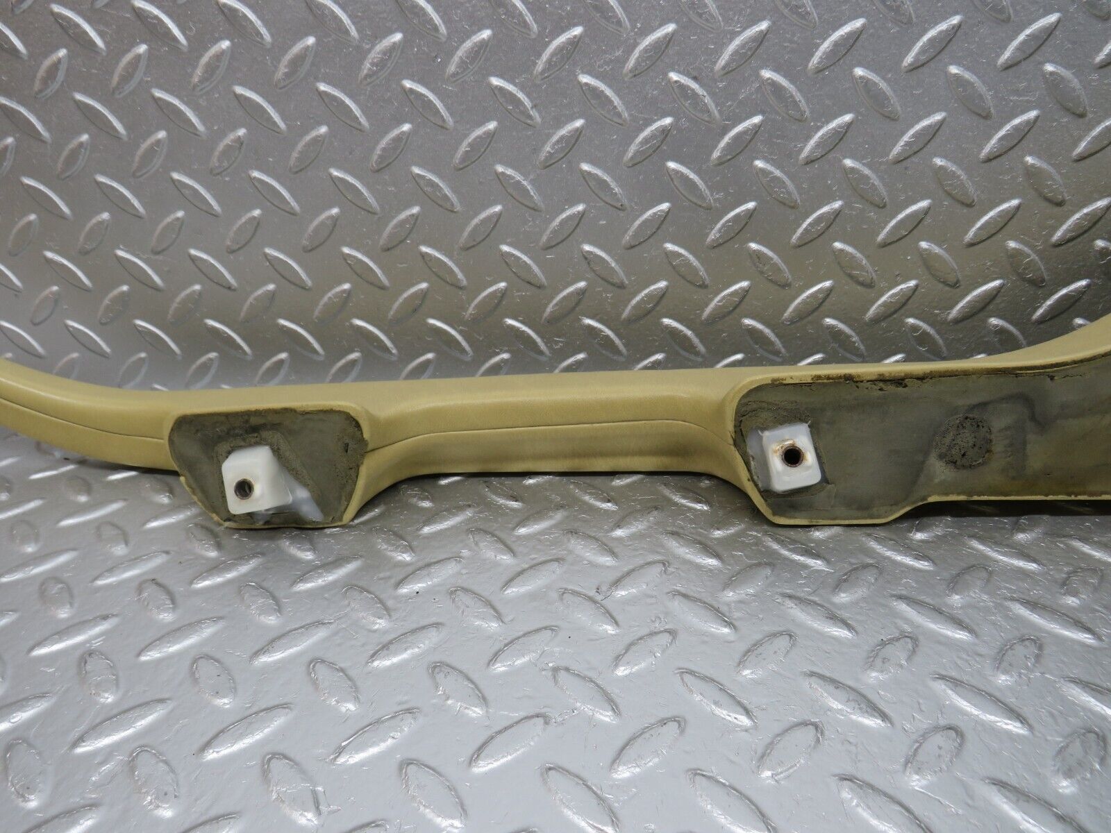 34286 Mercedes-Benz C126 380SEC Coupe Left Door Handle Arm Rest