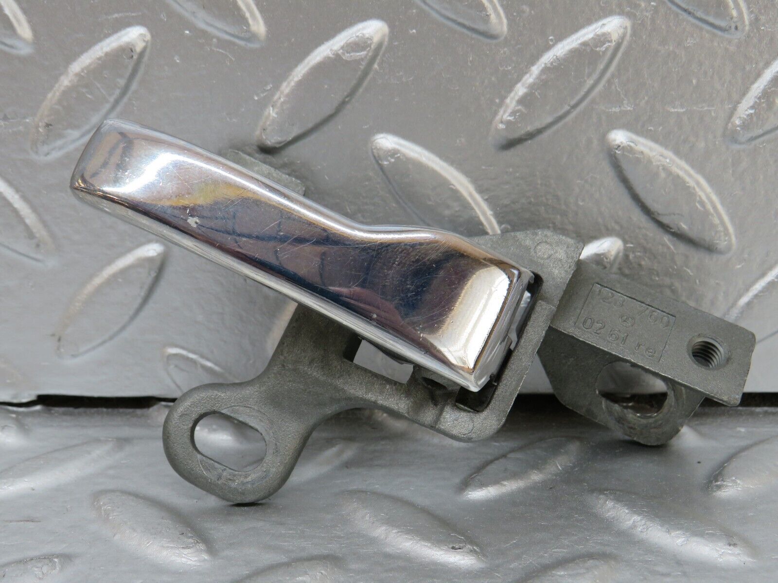 25559 Mercedes-Benz W123 200 Right Interior Door Handle 1237600261