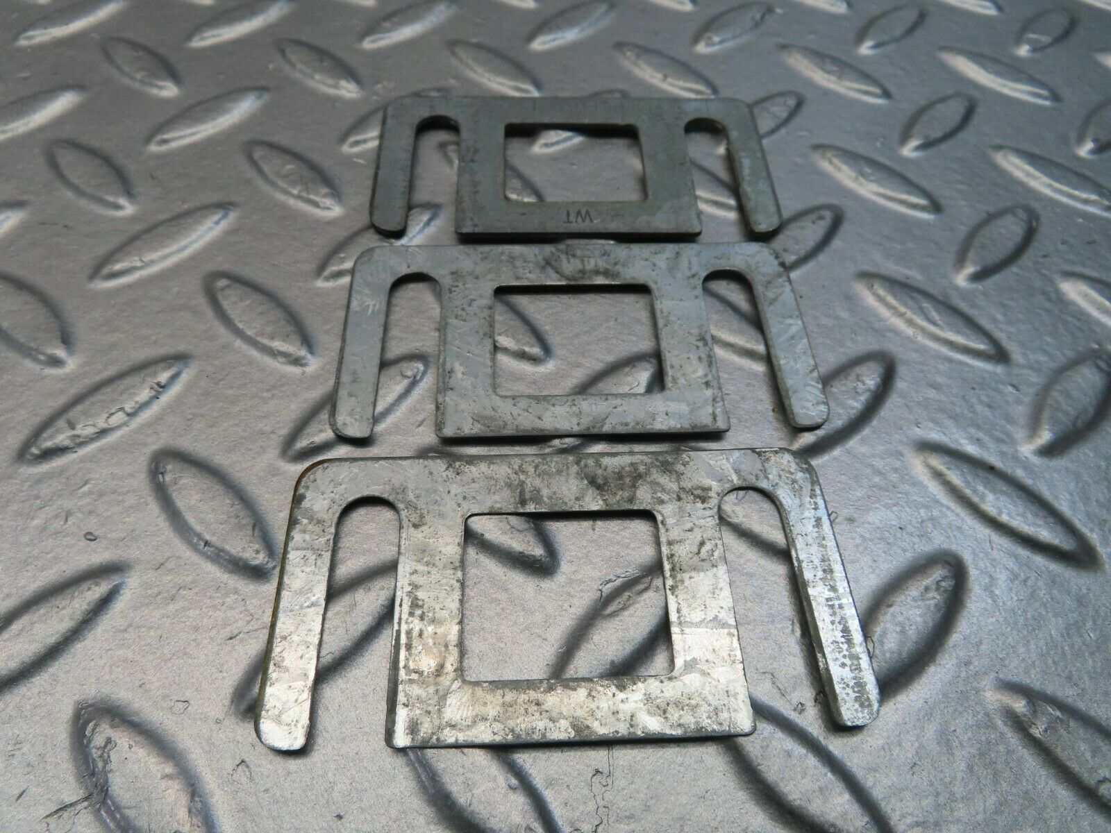 11422 Mercedes-Benz C123 230CE Coupe Door Lock Latch Left Side