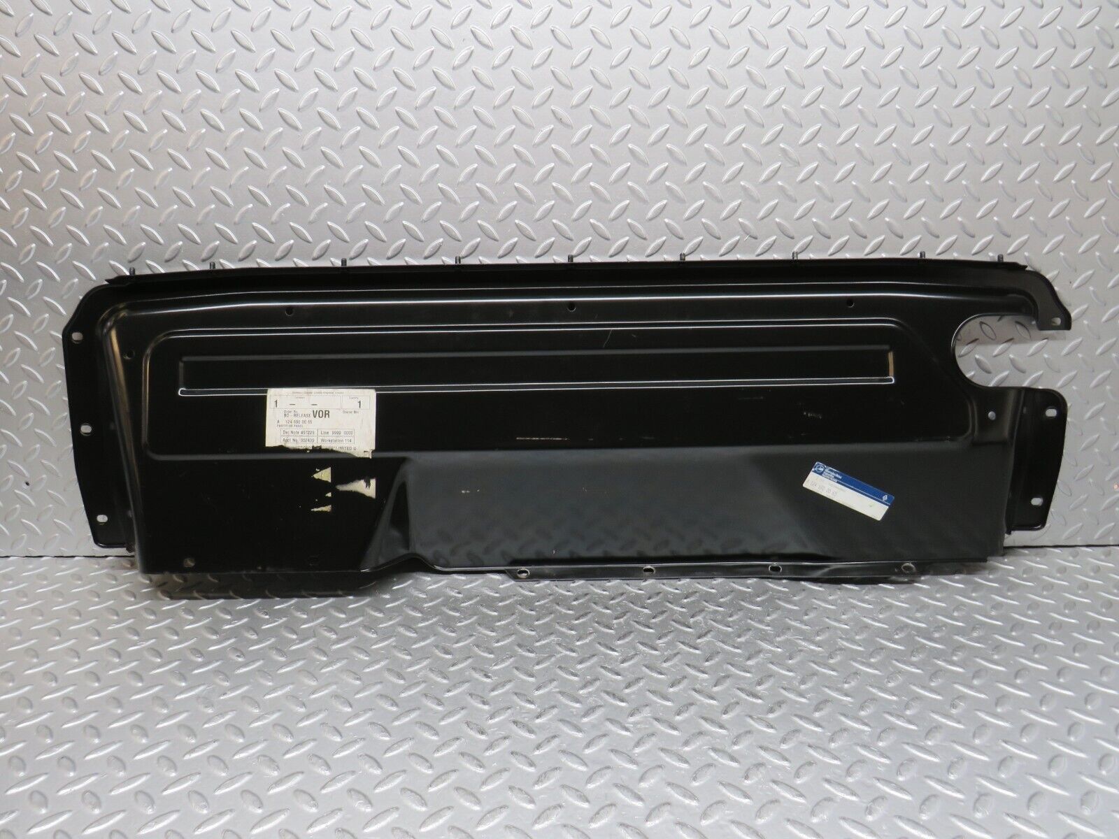 37888 Mercedes-Benz A124 320E Cabriolet Soft Top Cover Trunk Panel 1246900065