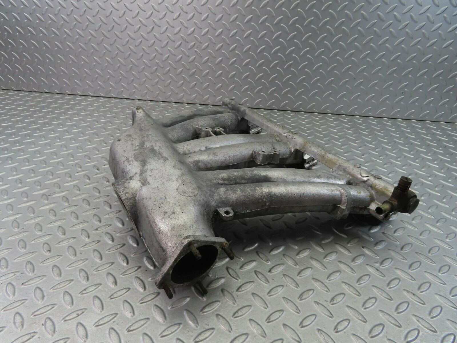 8675 Mercedes-Benz W108 Intake Manifold 1291410001