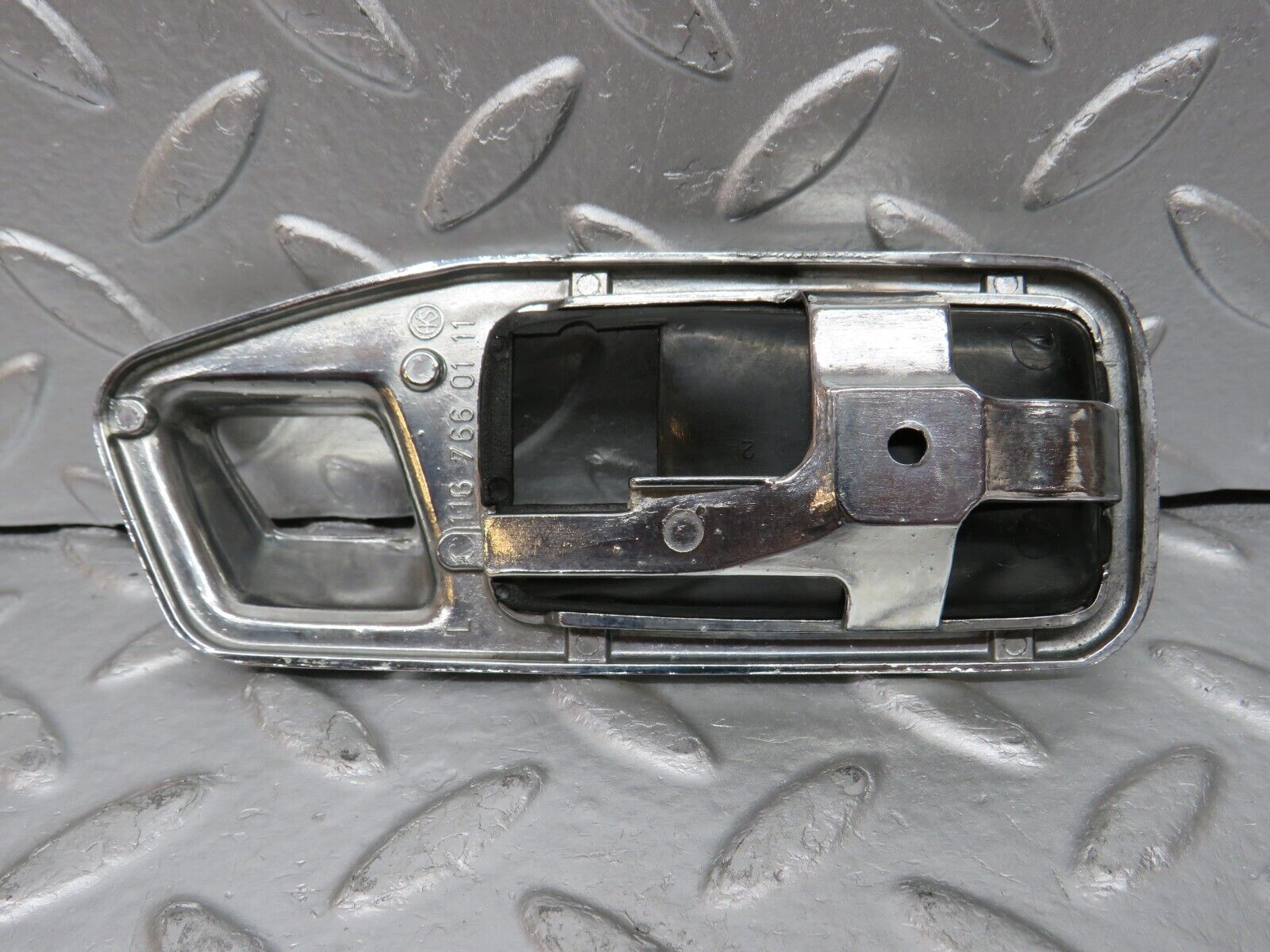 39377 Mercedes-Benz W123 200D Chrome Frame Door Handle Front Left 1167660111