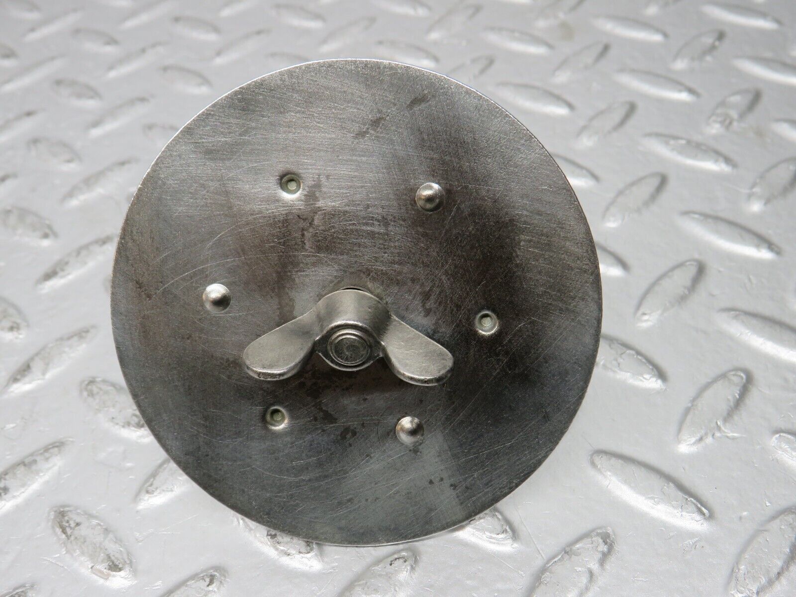 32045 Mercedes-Benz W123 230E Spare Wheel Holder