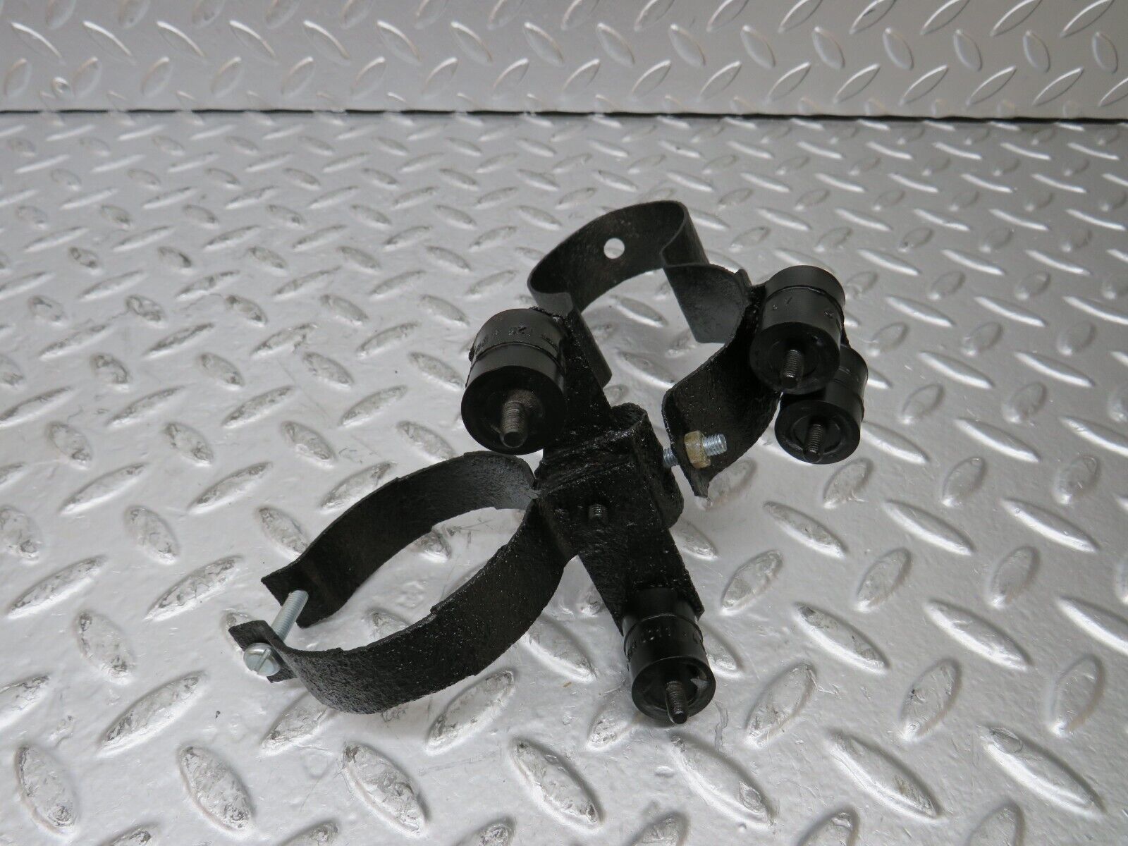 26194 Mercedes-Benz W116 450SE Fuel Pump Fuel Filter Bracket Holder