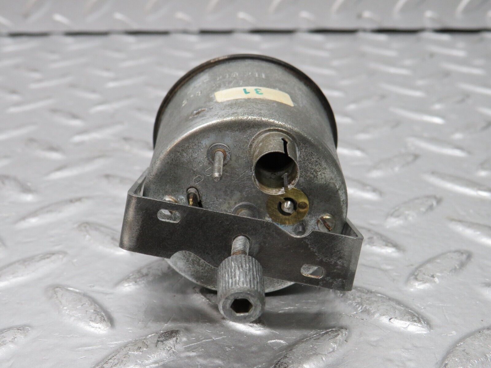 30048 Porsche 924 Dashboard Clock VDO 477919211