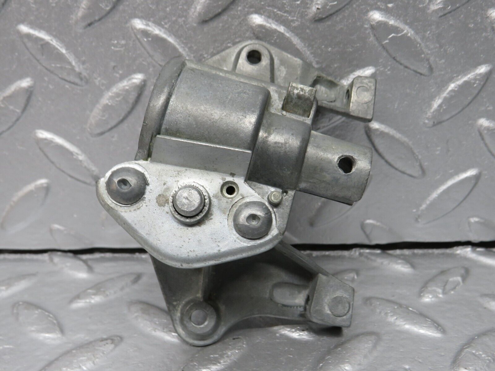 40258 Mercedes-Benz W110 230 Vent Window Regulator Left Side