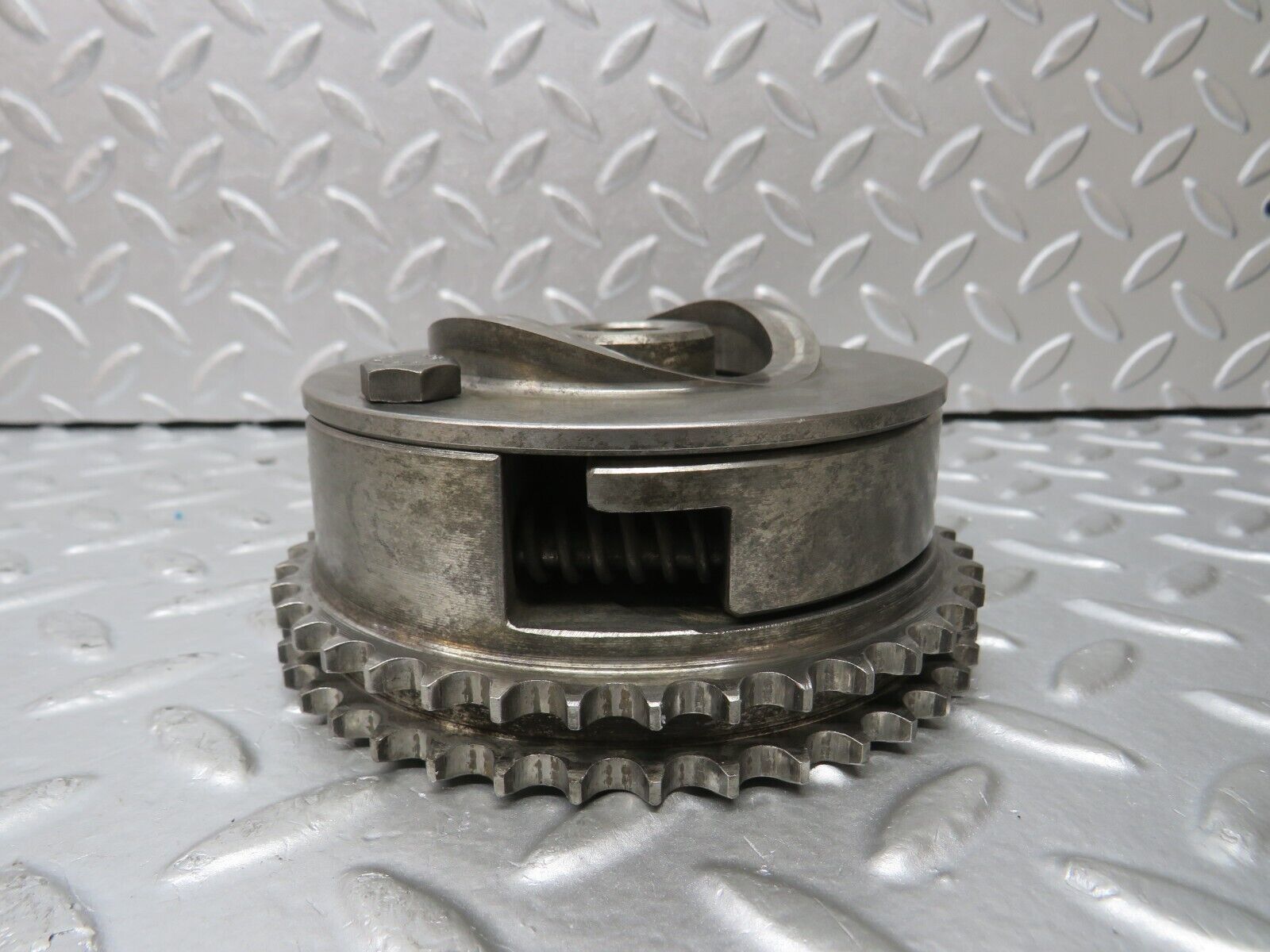 32913 Mercedes-Benz W123 300D Injection Pump Gear Sprocket