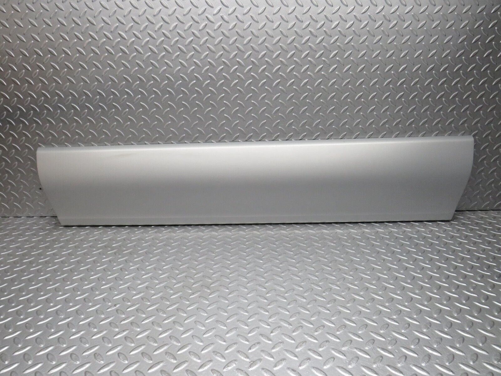 39380 Mercedes-Benz R129 320SL Coupe Left Door Lower Moulding Trim 1296902140