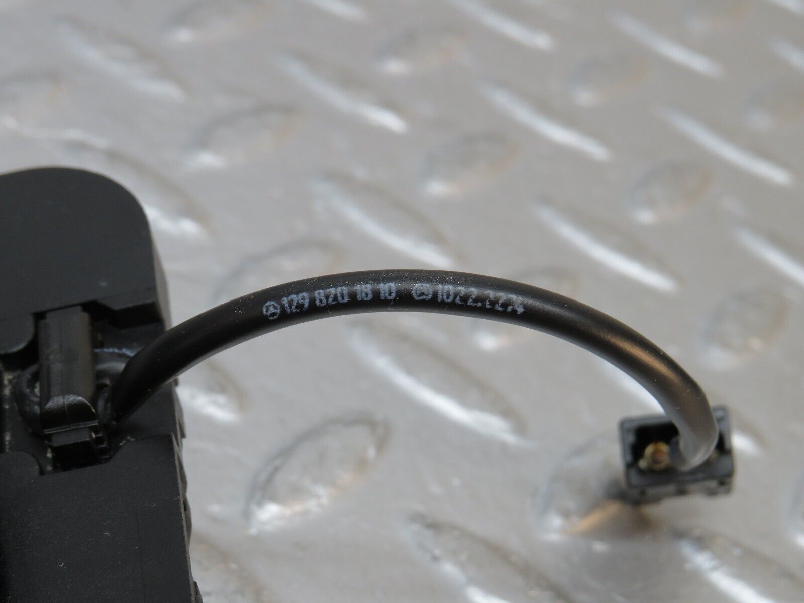 38256 Mercedes-Benz R129 280SL Coupe Trunk Lock 1298201810