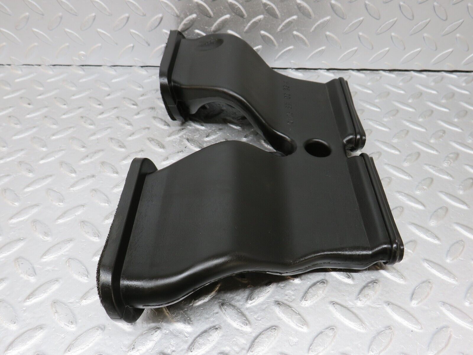 36177 Mercedes-Benz W126 420SE Dashboard Centre Air Vent 1268310036