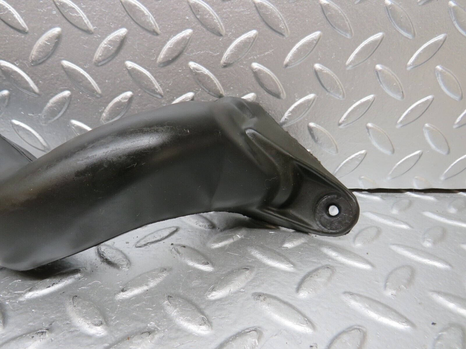 25004 Mercedes-Benz W140 S320 Engine Bay Water Drain 1408327894