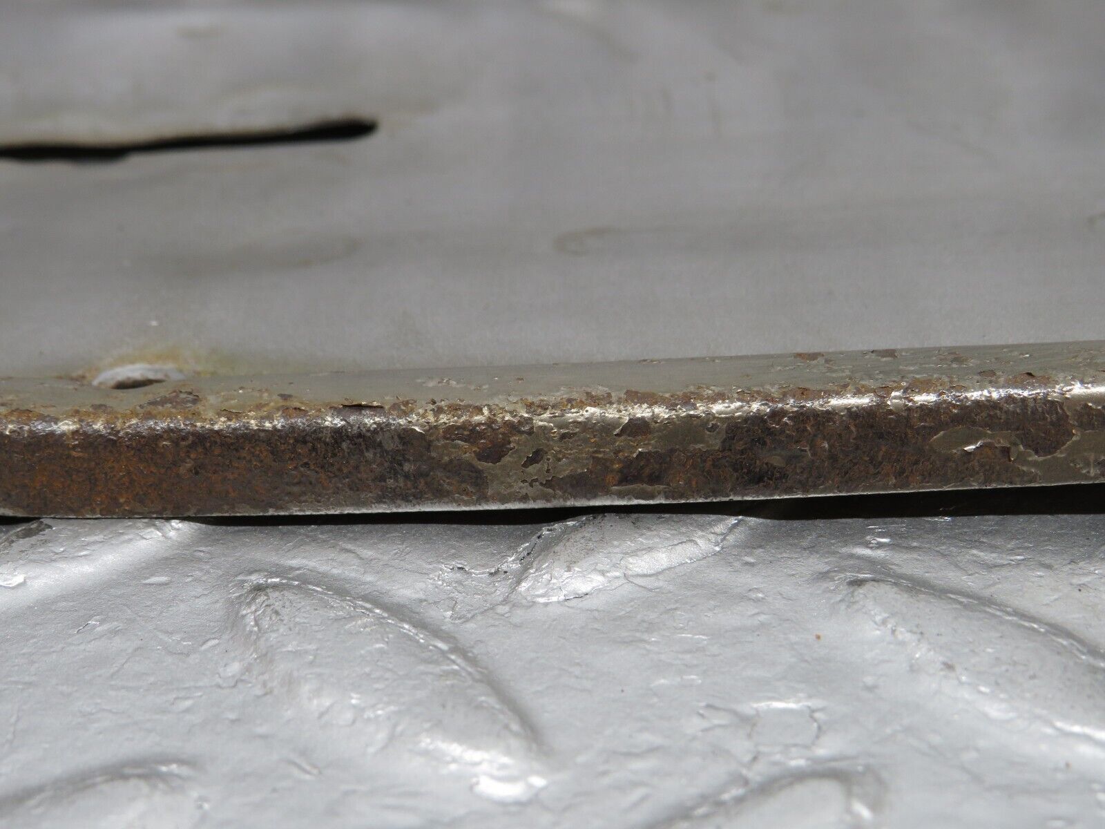 40356 Mercedes-Benz W110 230 Rear Chrome number Plate Holder