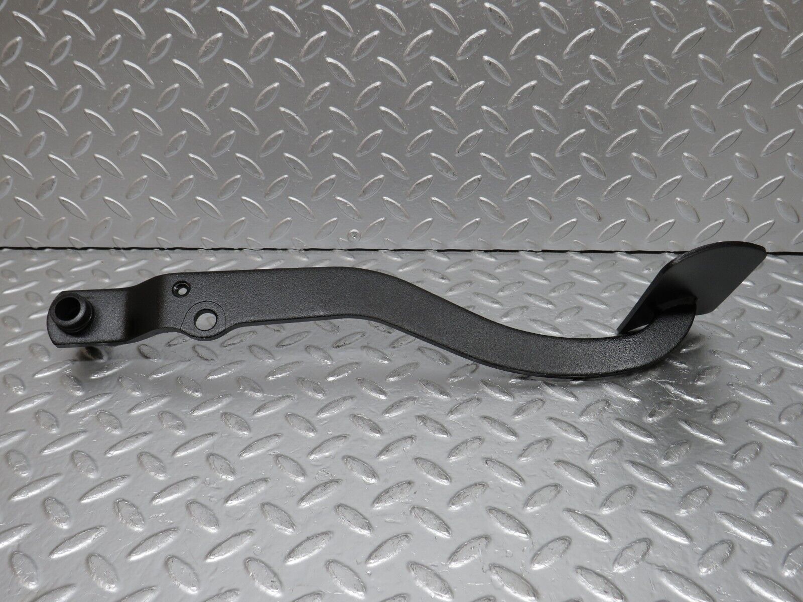 0775 Mercedes-Benz C107 350SLC Coupe Coupe Brake Pedal