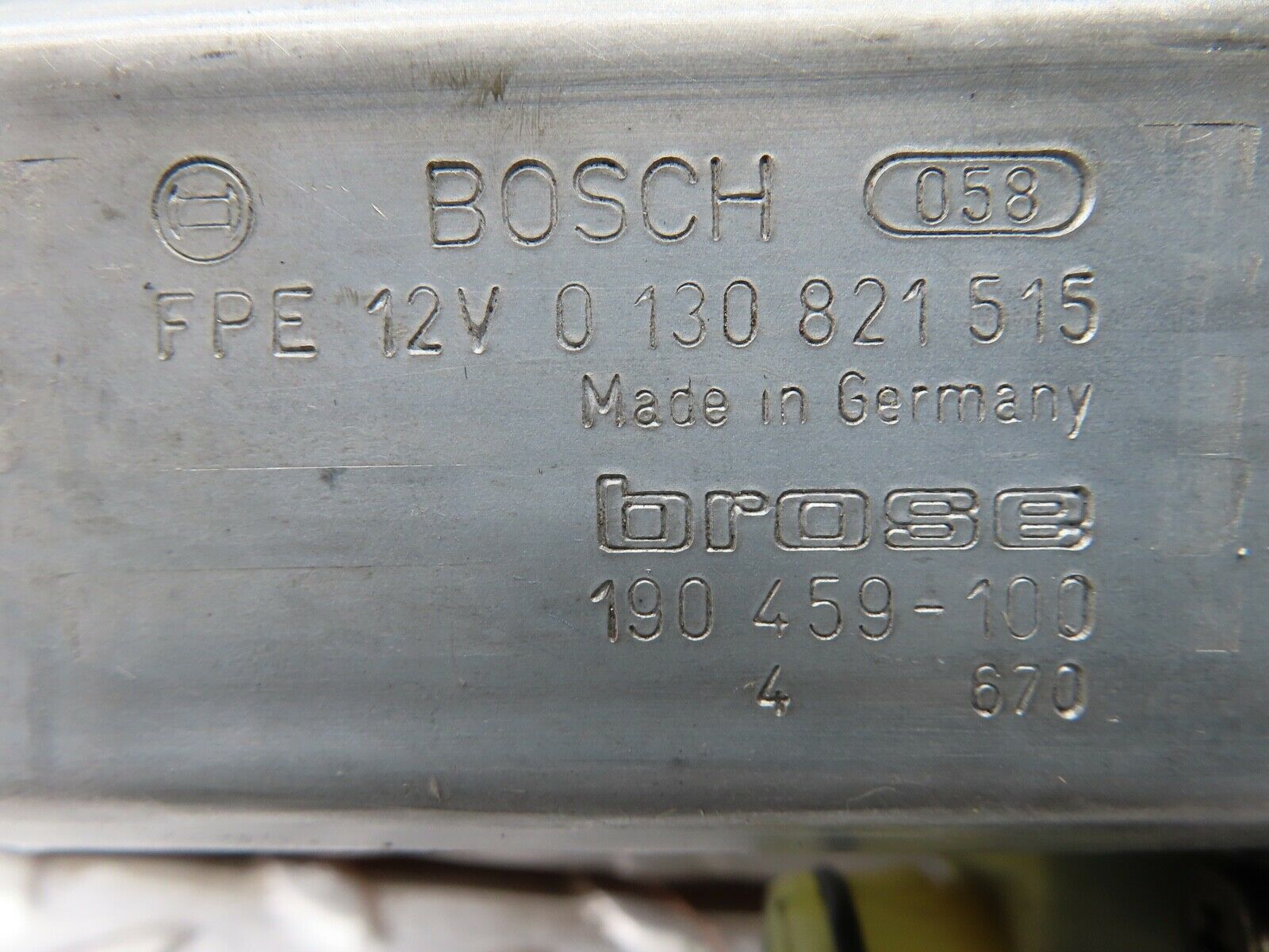 19520 Mercedes-Benz C140 CL420 Coupe Rear L Window Regulator Motor 0130821515