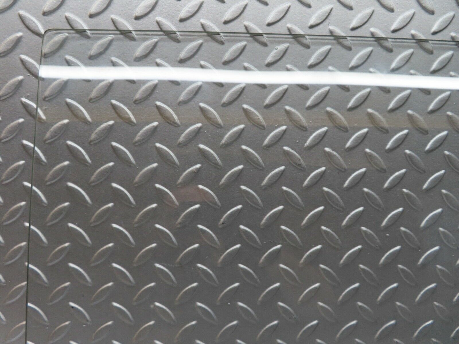 18814 Mercedes-Benz W116 Rear Left Door Window Glass