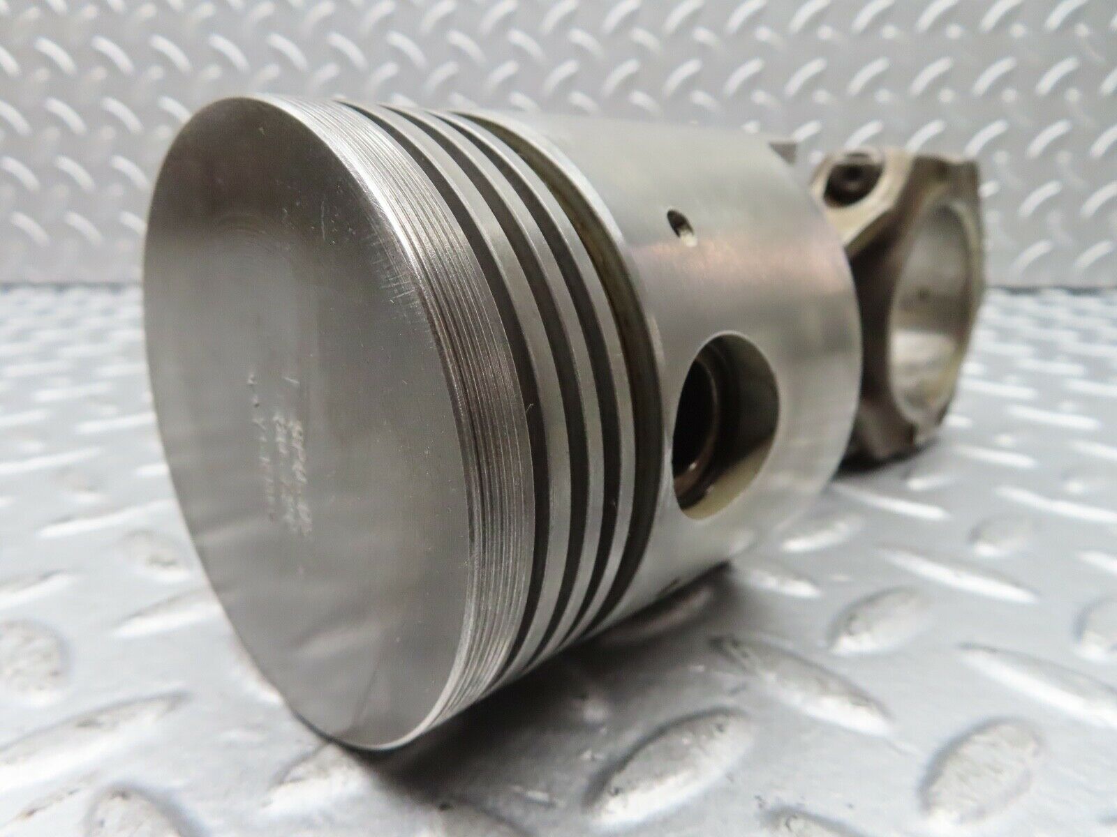 18463 Mercedes-Benz W111 220SE Coupe Piston With Connecting Rod 80.720 mm