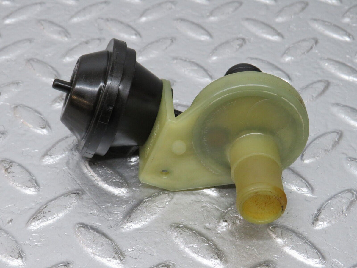 33621 MercedesBenz W201 190E Heater Control Valve Cannstatt Classic