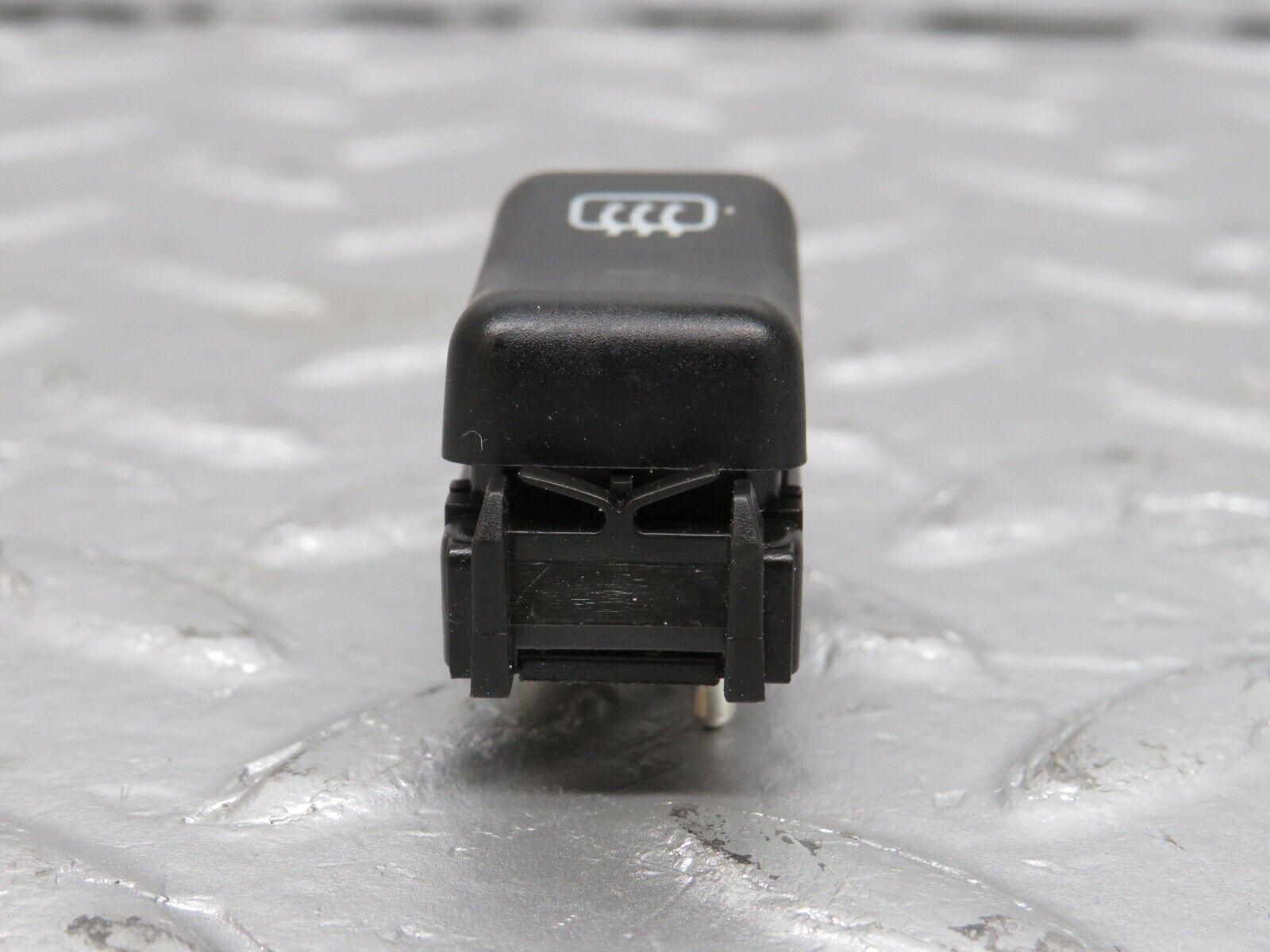 39639 Mercedes-Benz R129 320SL Coupe Rear Windscreen Defroster Switch 1298212351