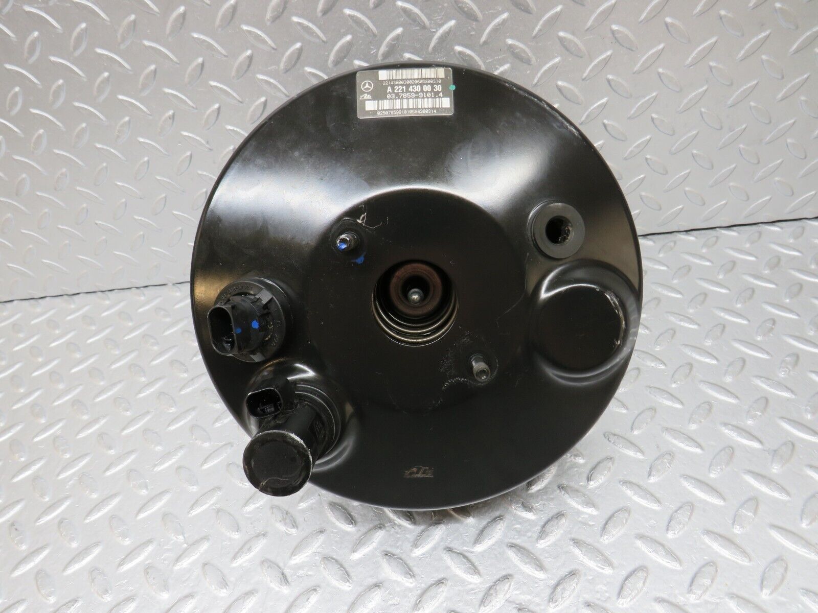 35238 Mercedes-Benz W221 Brake Booster ATE 2214300030