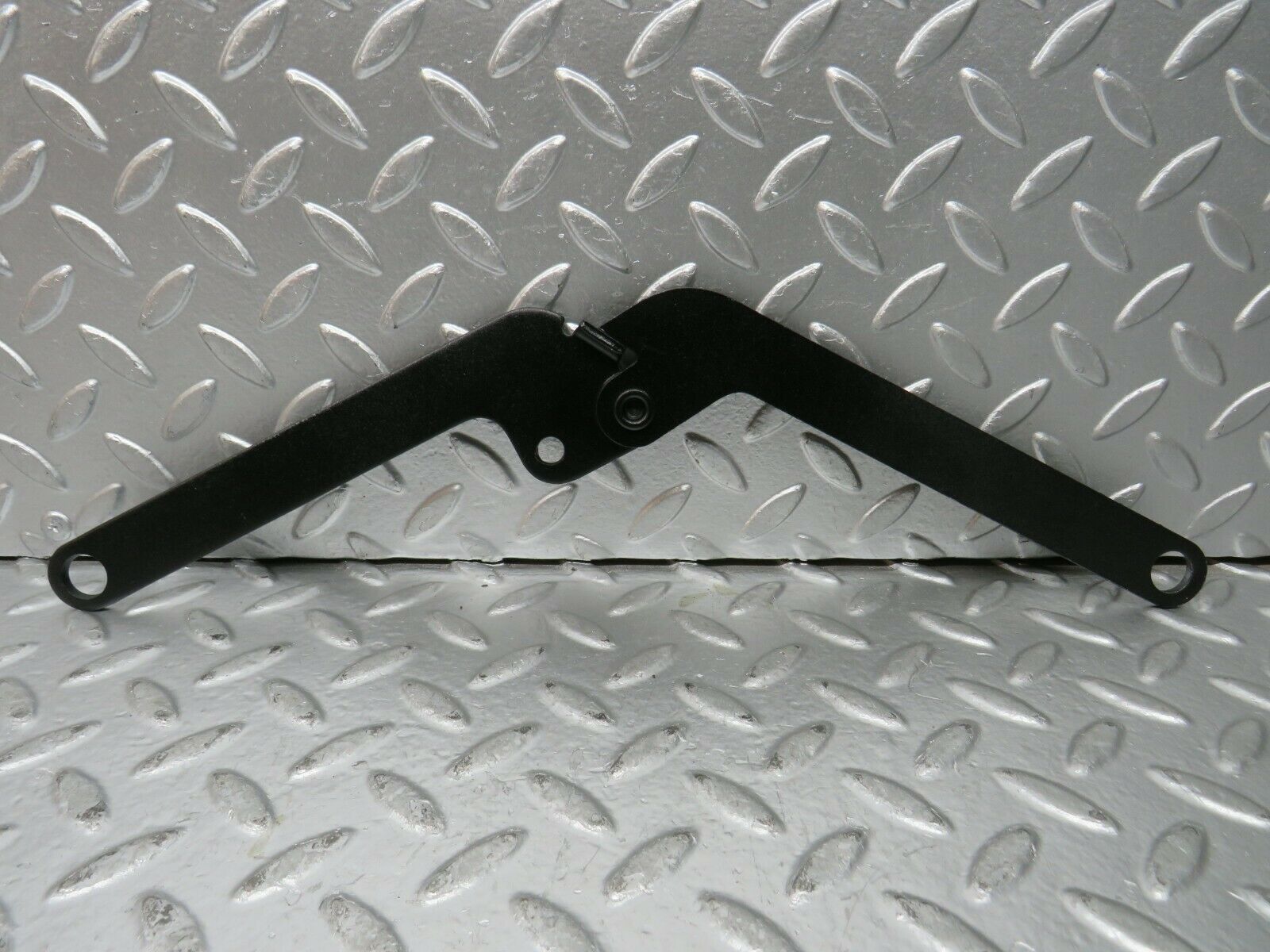 23374 Mercedes-Benz W116 350SE Bonnet Hinge Right Side