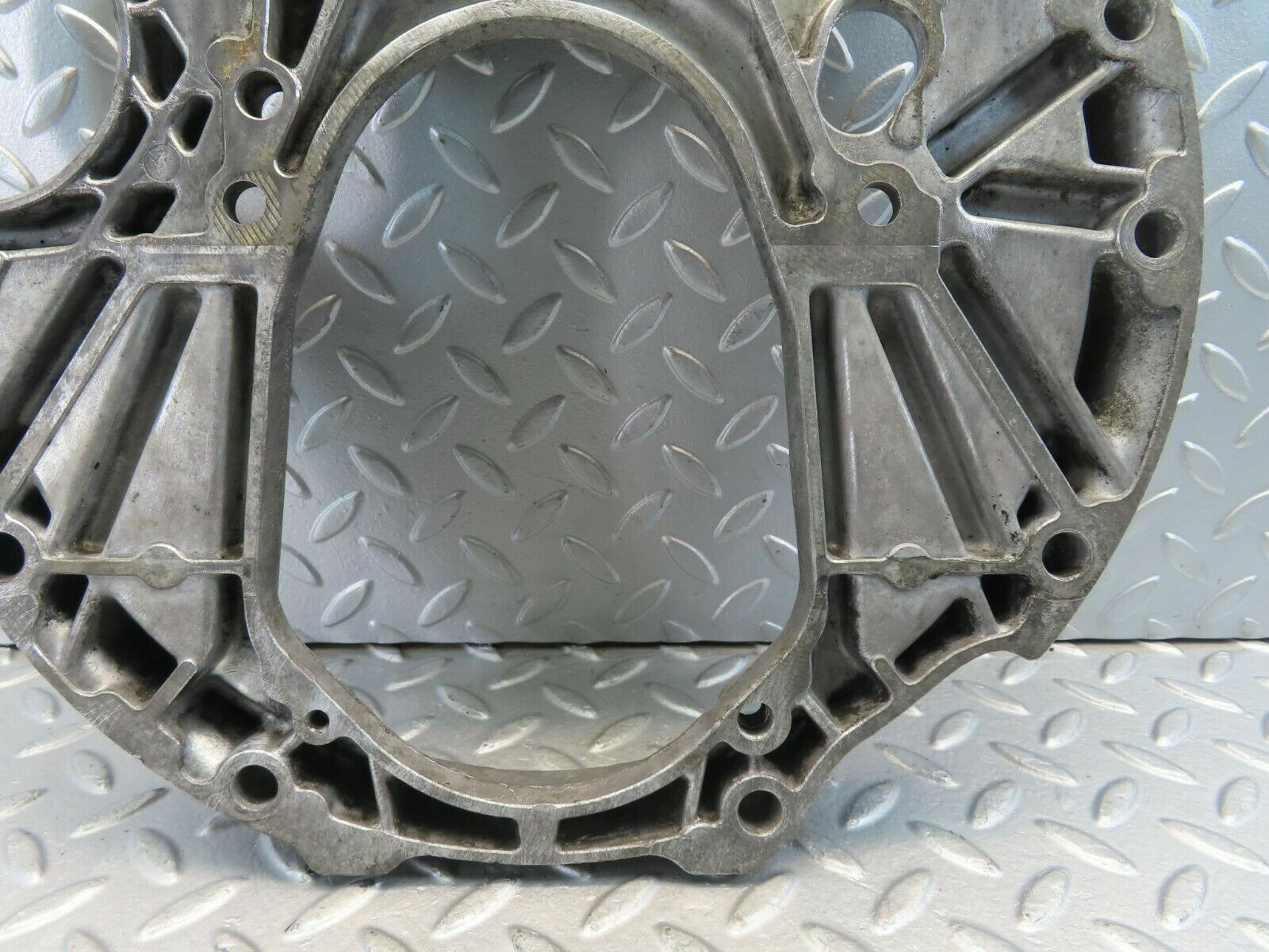 10950 Mercedes-Benz W115 220D Gearbox Flange 1150110245