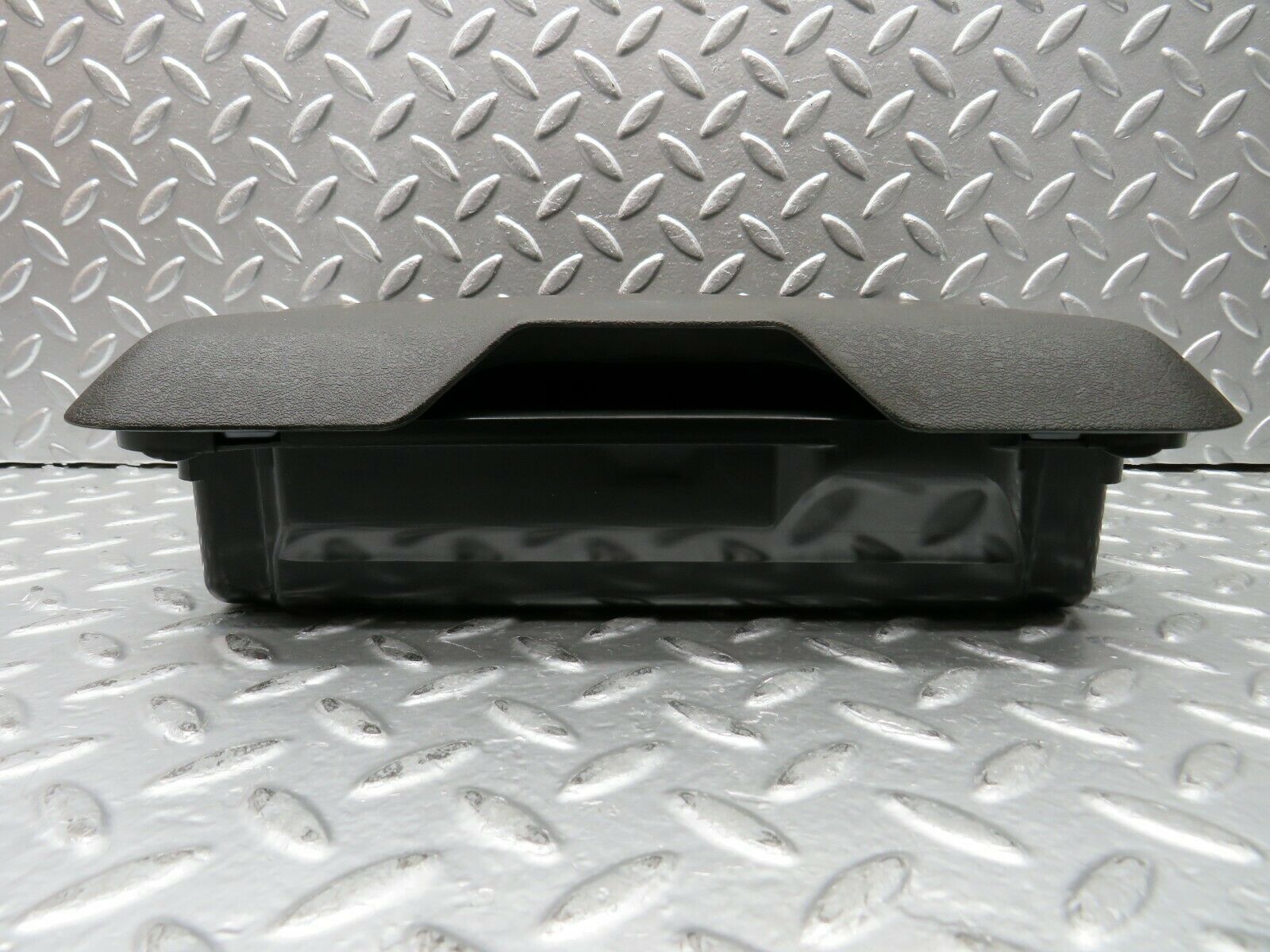 22962 Mercedes-Benz C123 230CE Coupe First Aid Box 1238650353